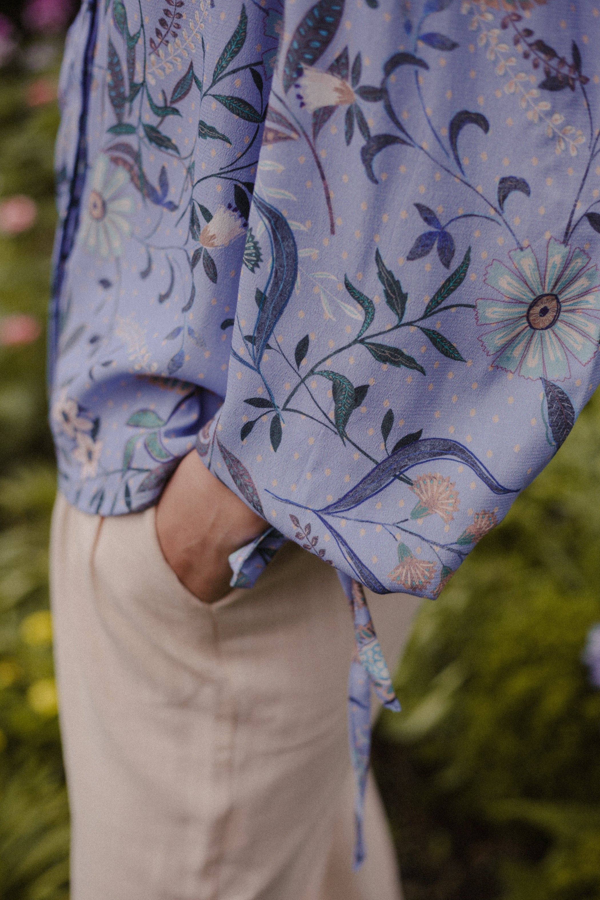 ARCE multiflower blue blouse