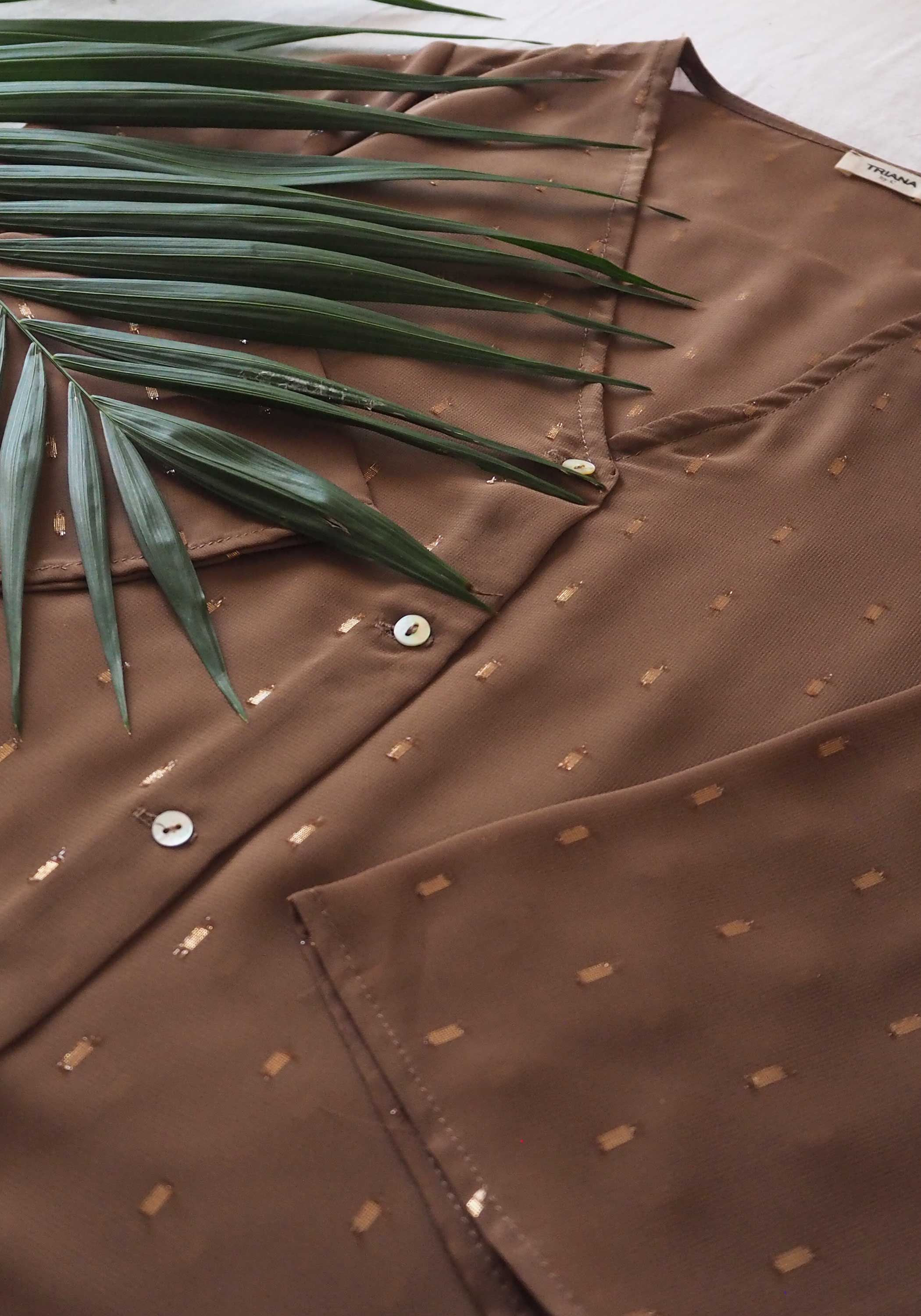 Blusa London gasa topo motas doradas