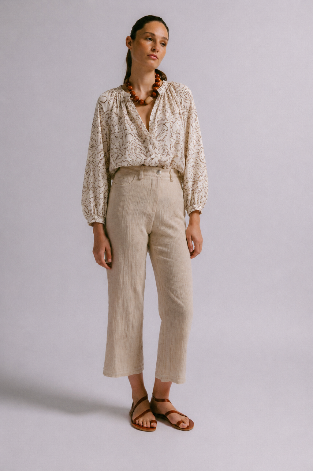 Blusa oca bordada crema