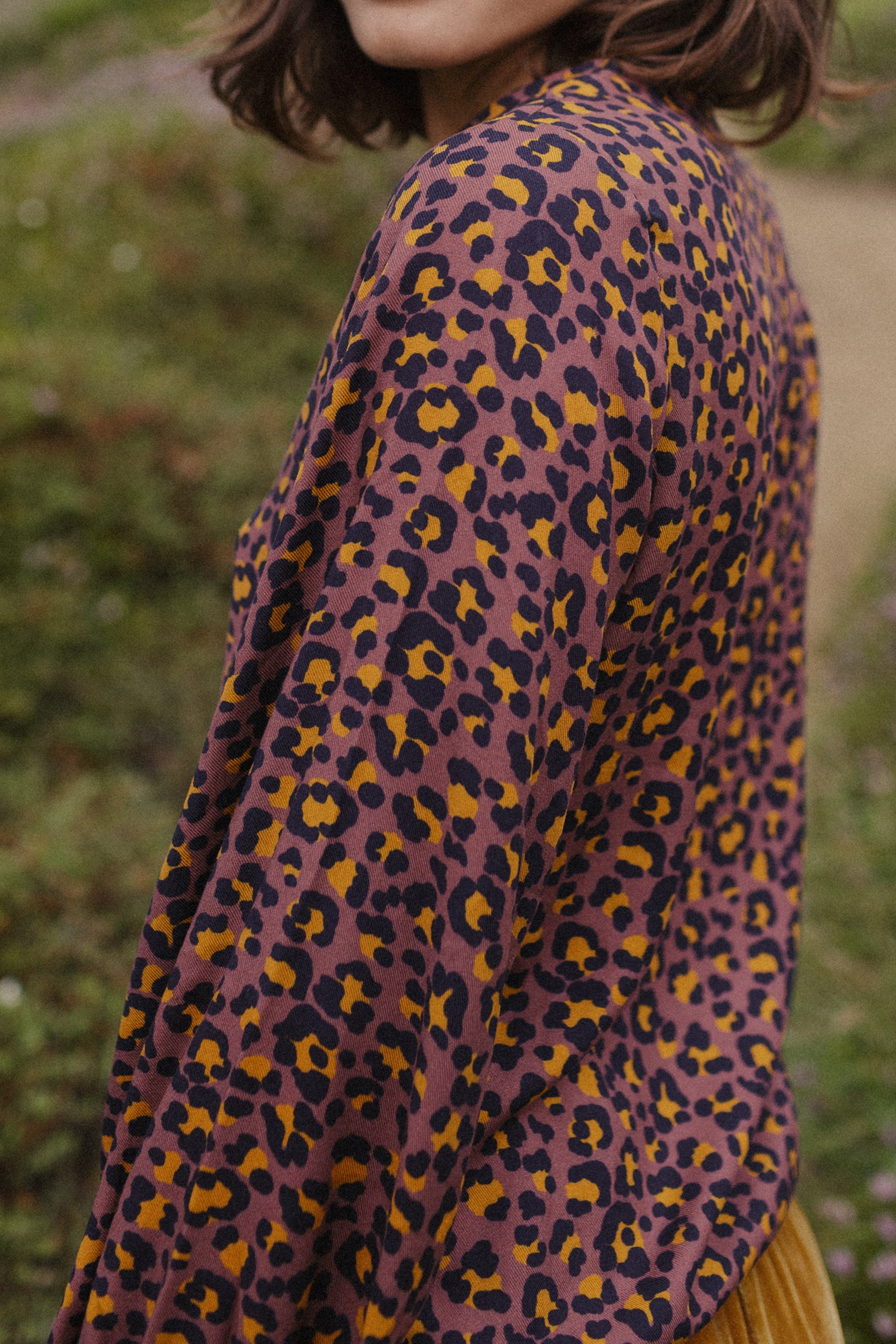 Blusa LONDON ANIMAL PRINT MARRON