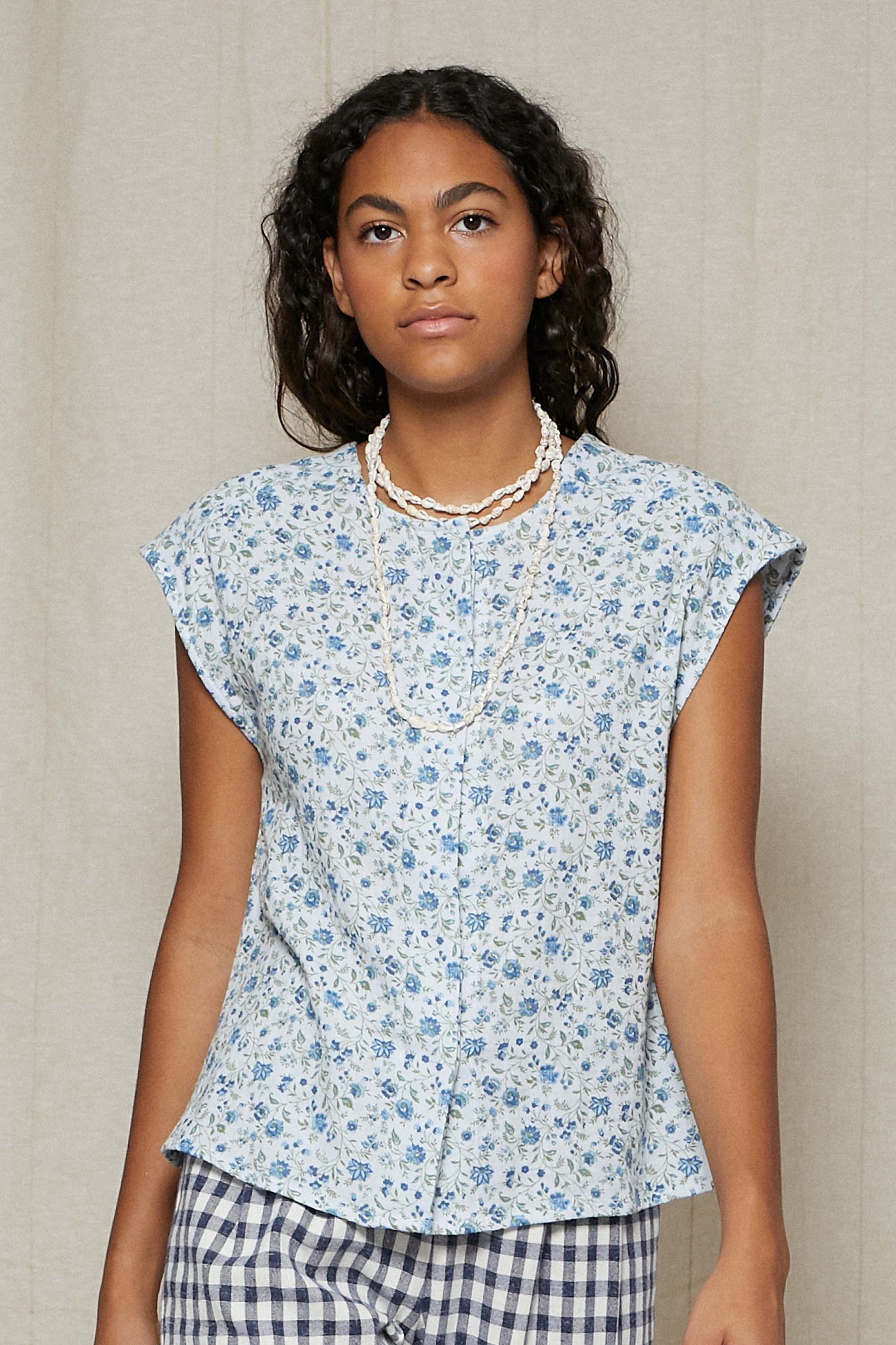 Blusa algodón orgánico flor azul ABEDUL