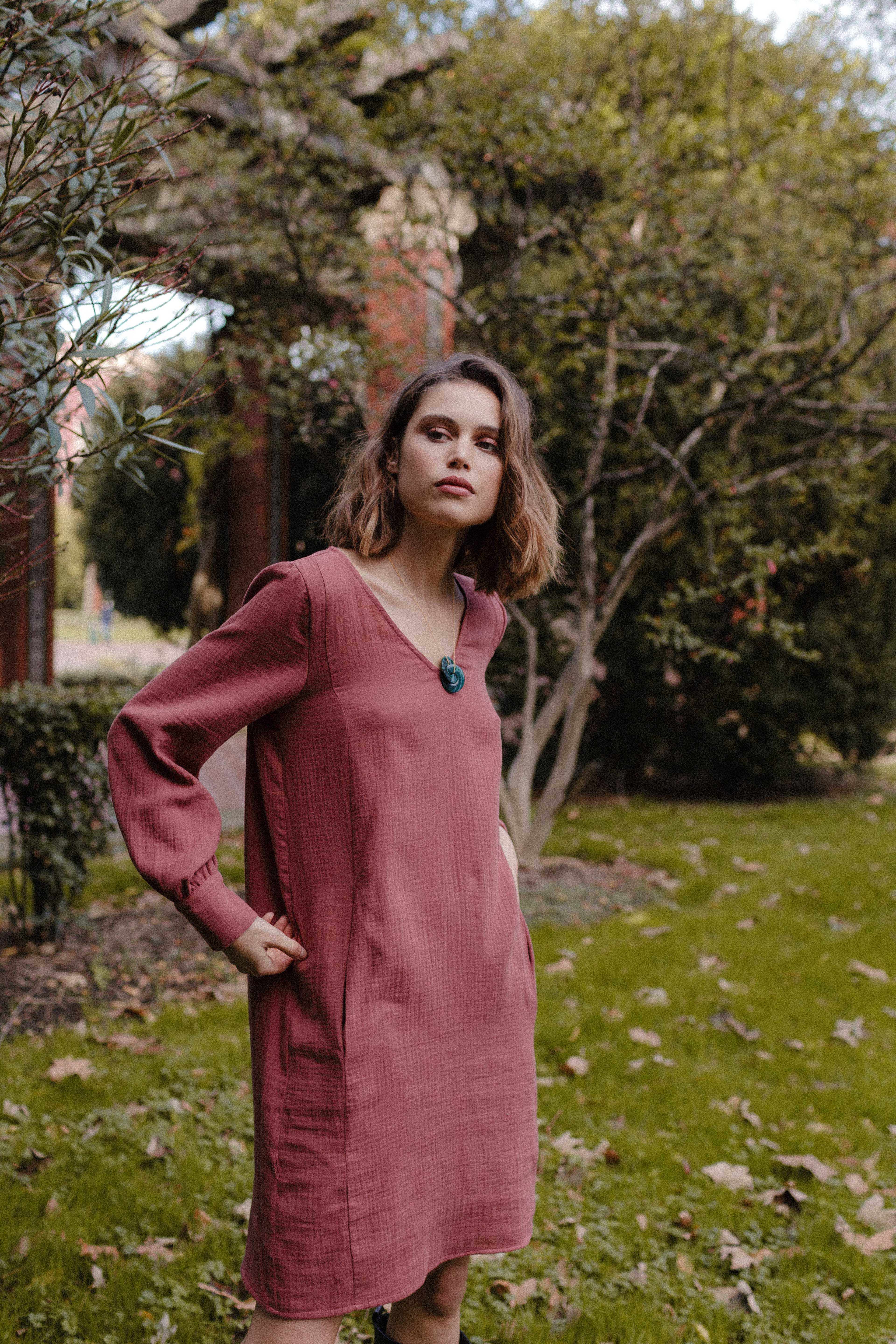 Vestido corto organic burdeos