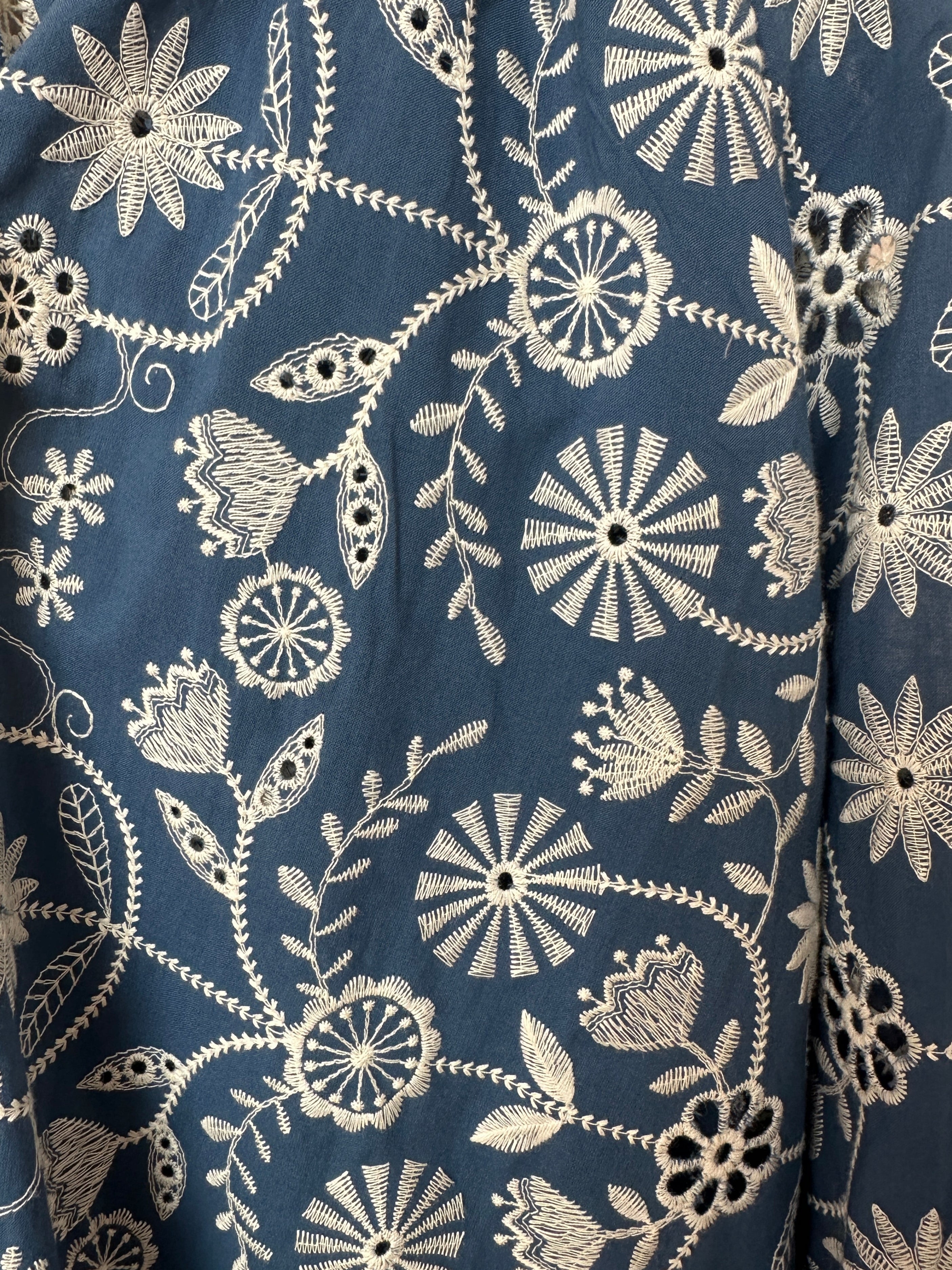 Blusa voile bordado azul OCA