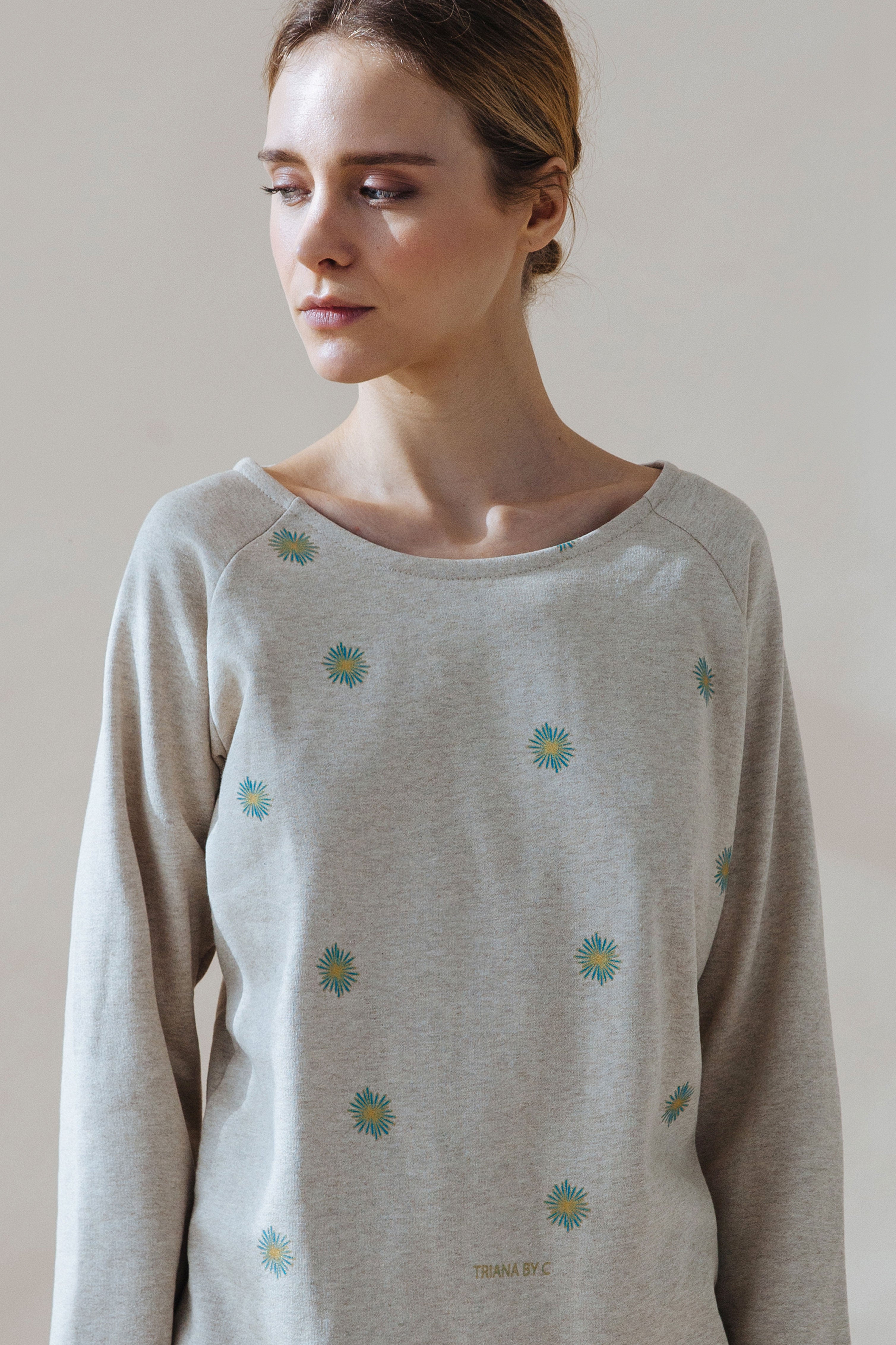 Sudadera beige MARGARITAS