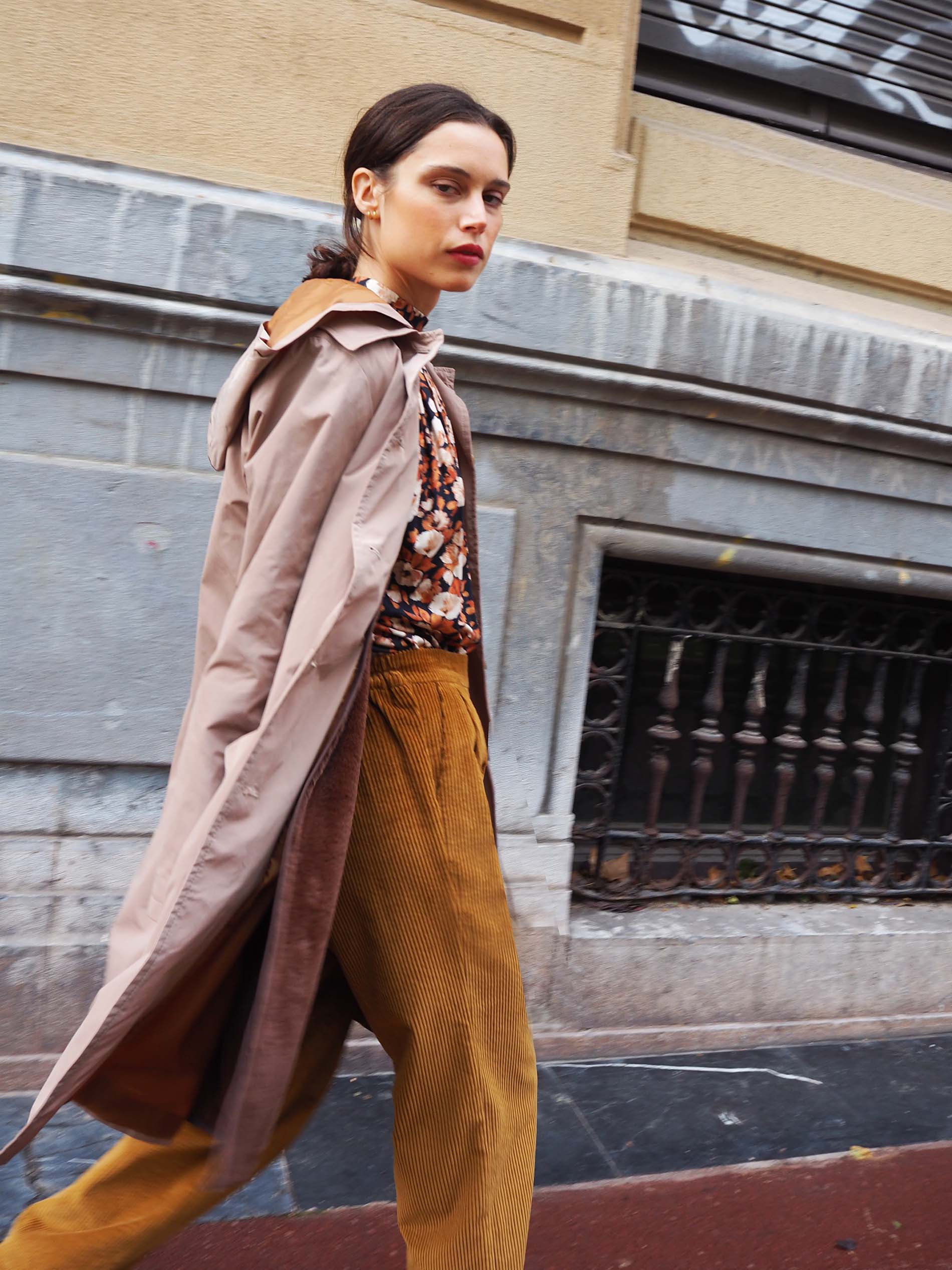 Gabardina RUSIA beige