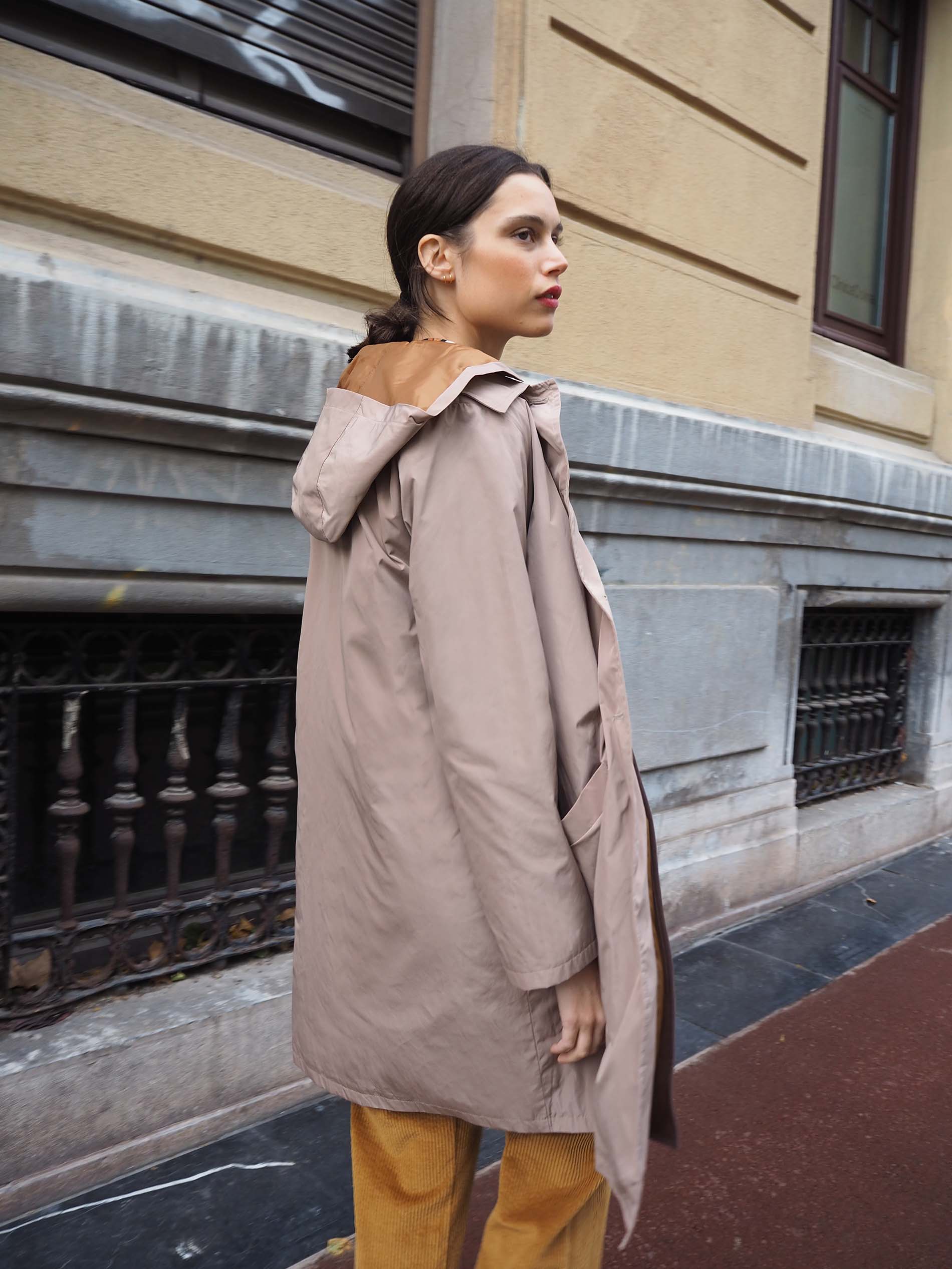 Gabardina RUSIA beige