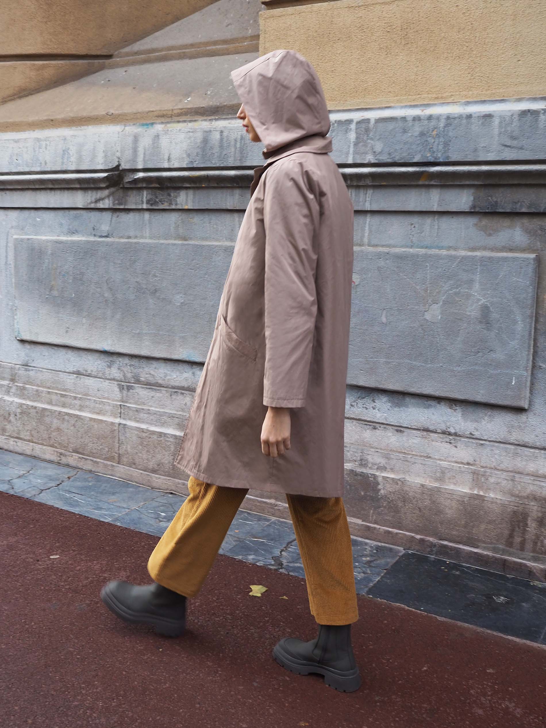 Gabardina RUSIA beige