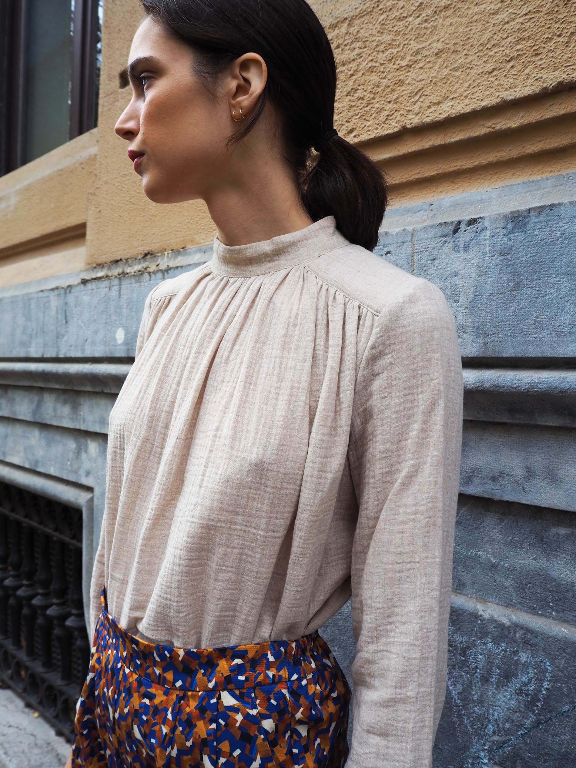 Blusa HALDEN organic beige