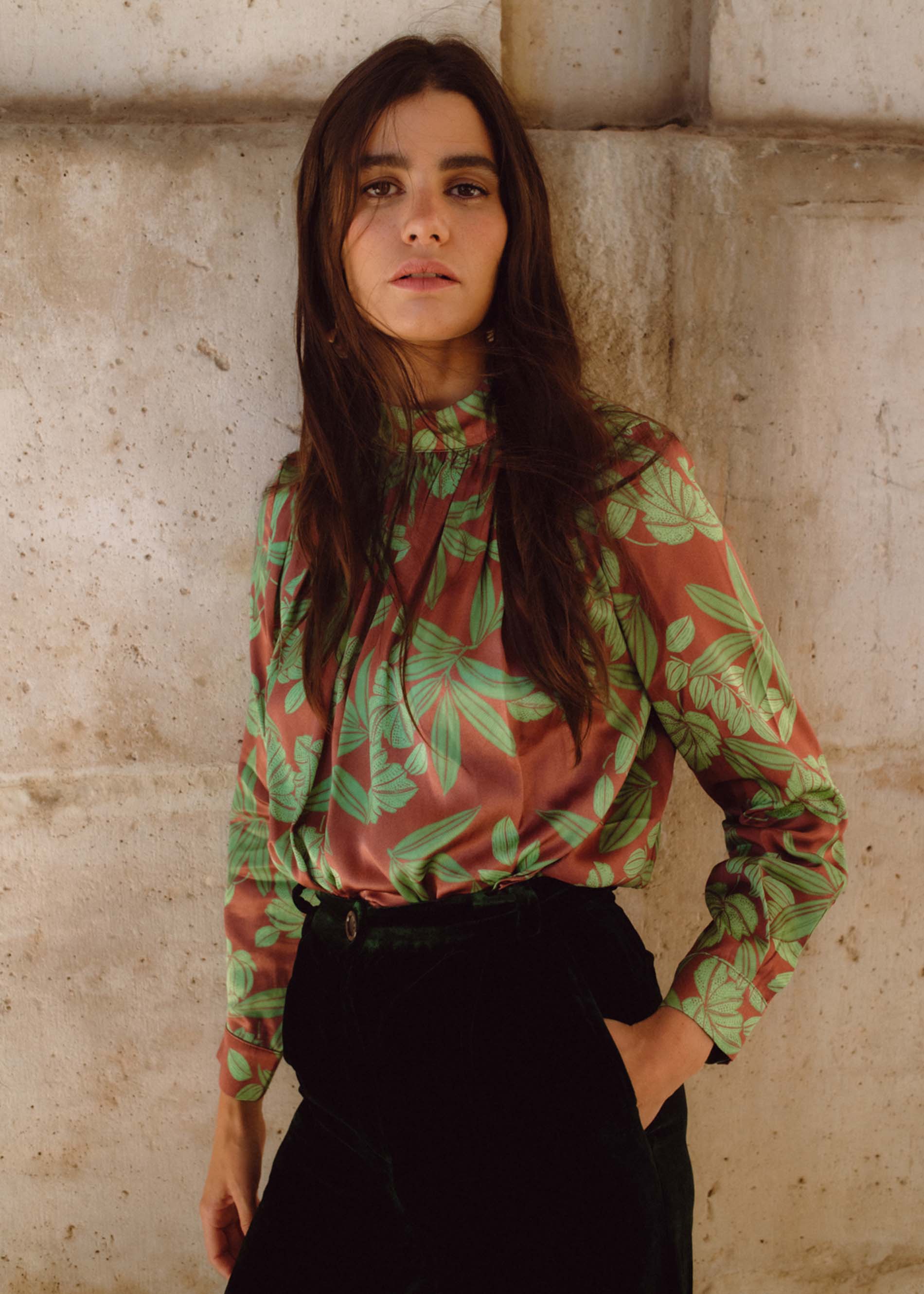 Blusa HALDEN HOJAS