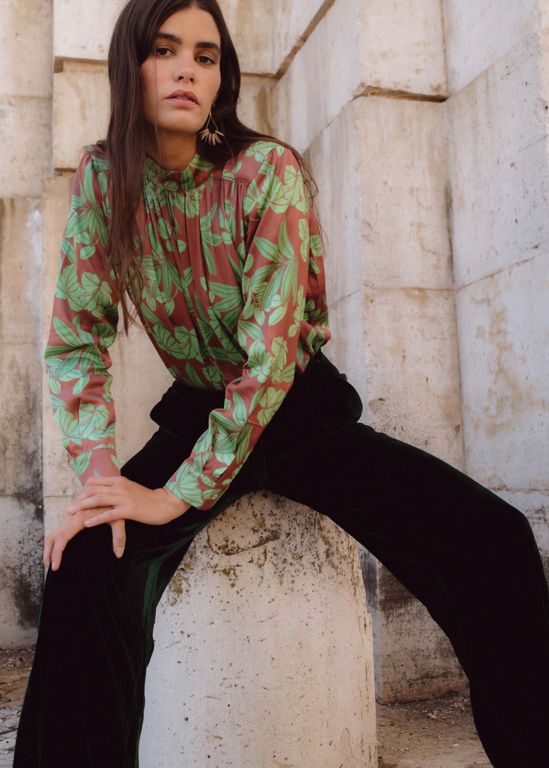 Blusa HALDEN HOJAS