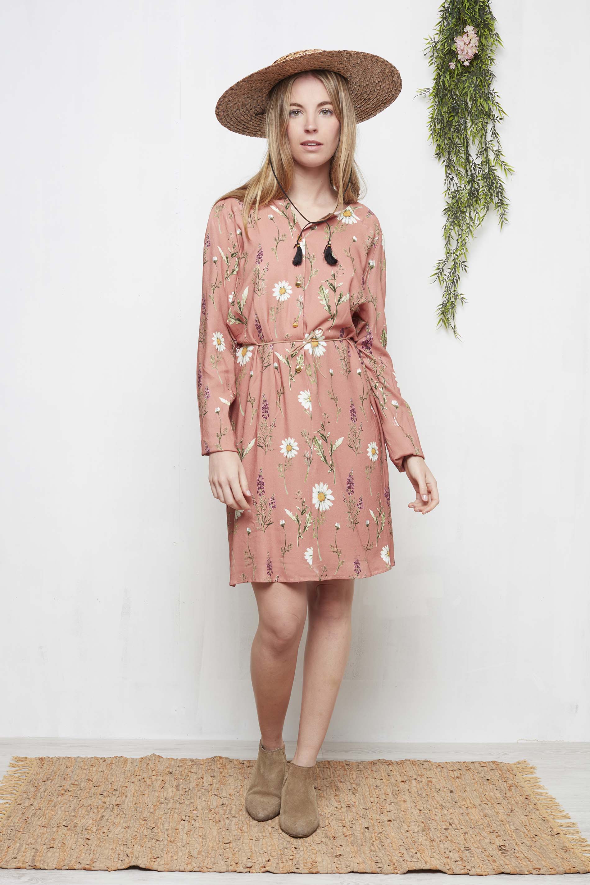 Vestido salmón margaritas