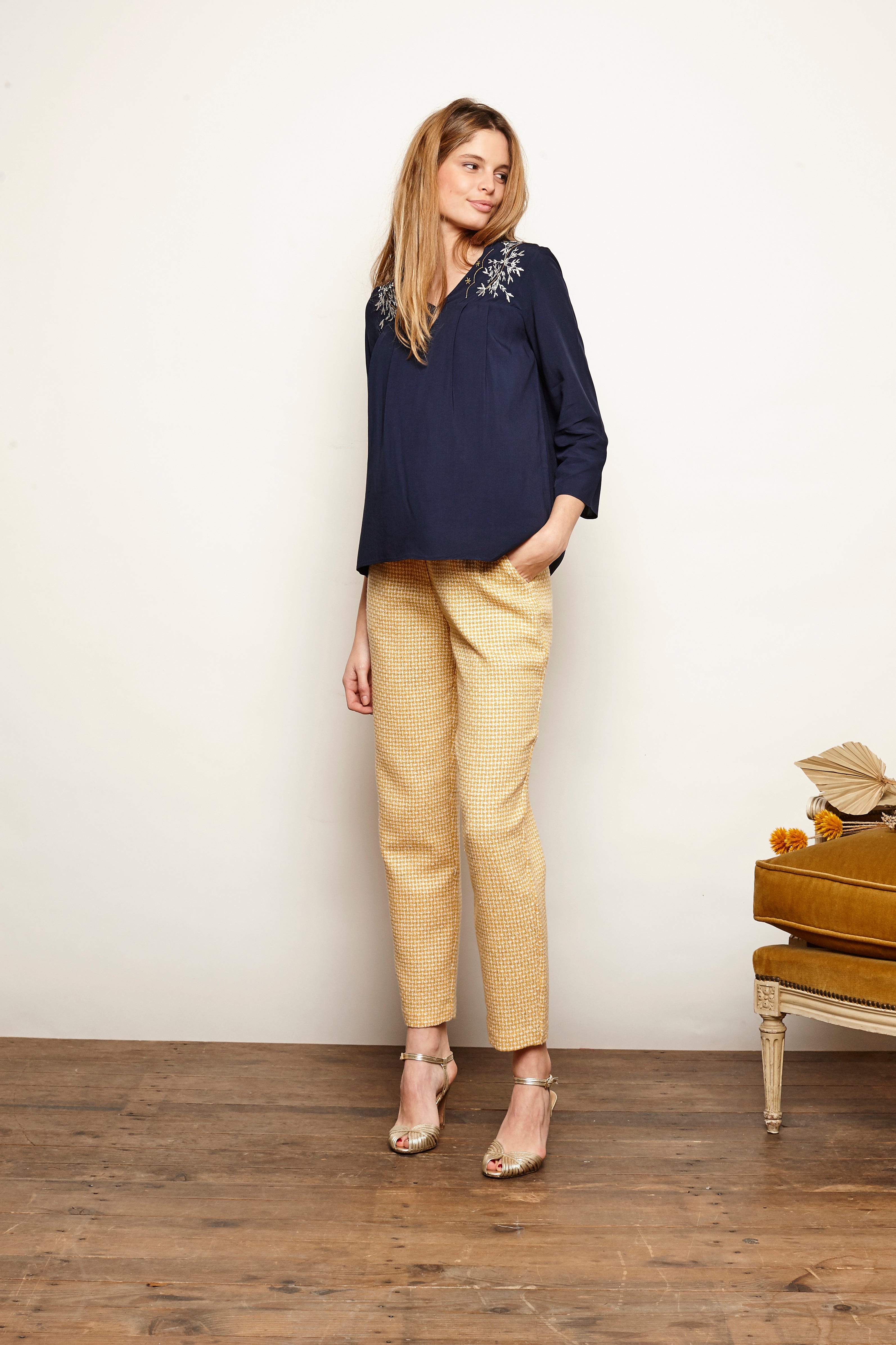 Pantalón recto AMARILLO