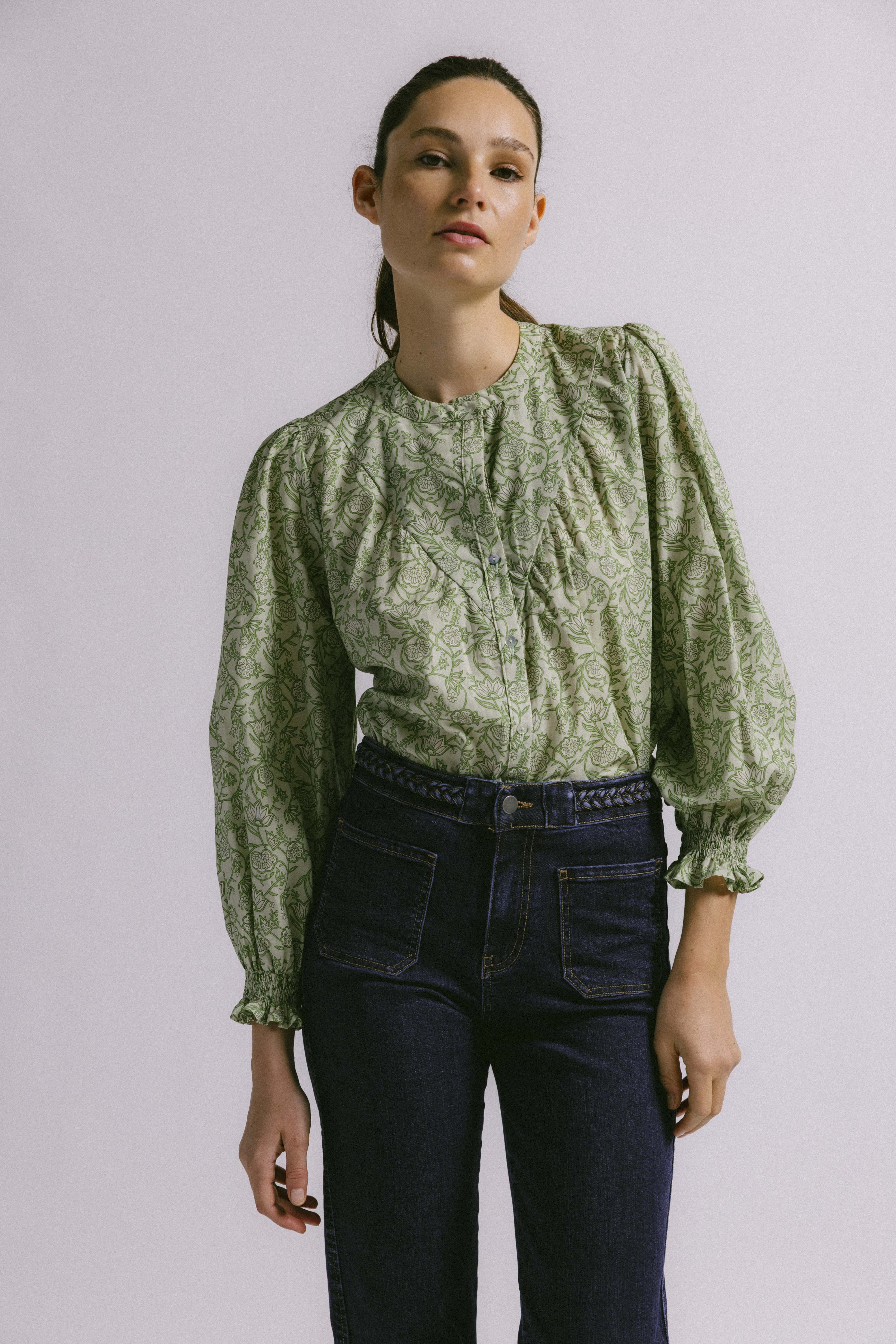 Blusa vol deco verde oliva