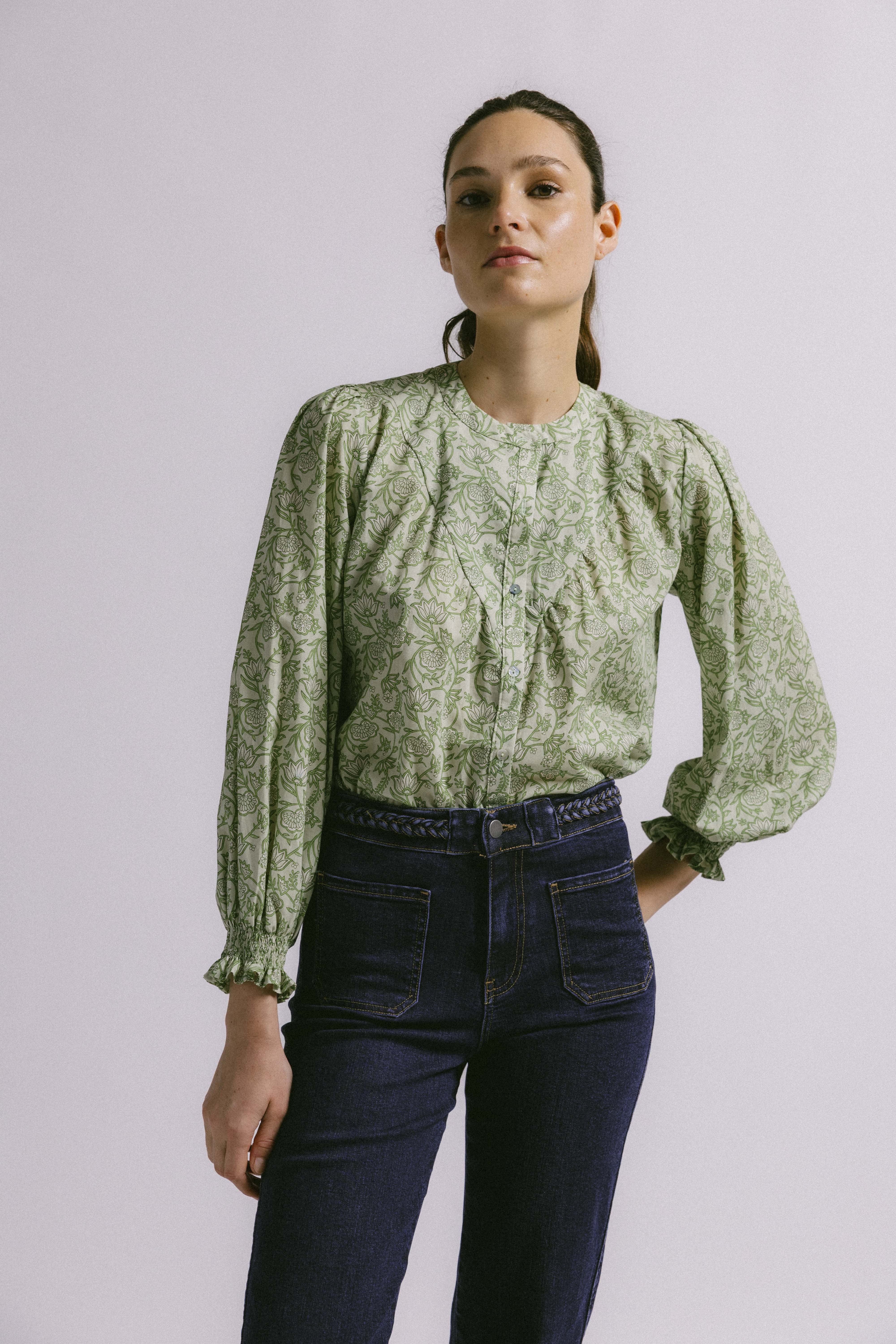 Blusa vol deco verde oliva