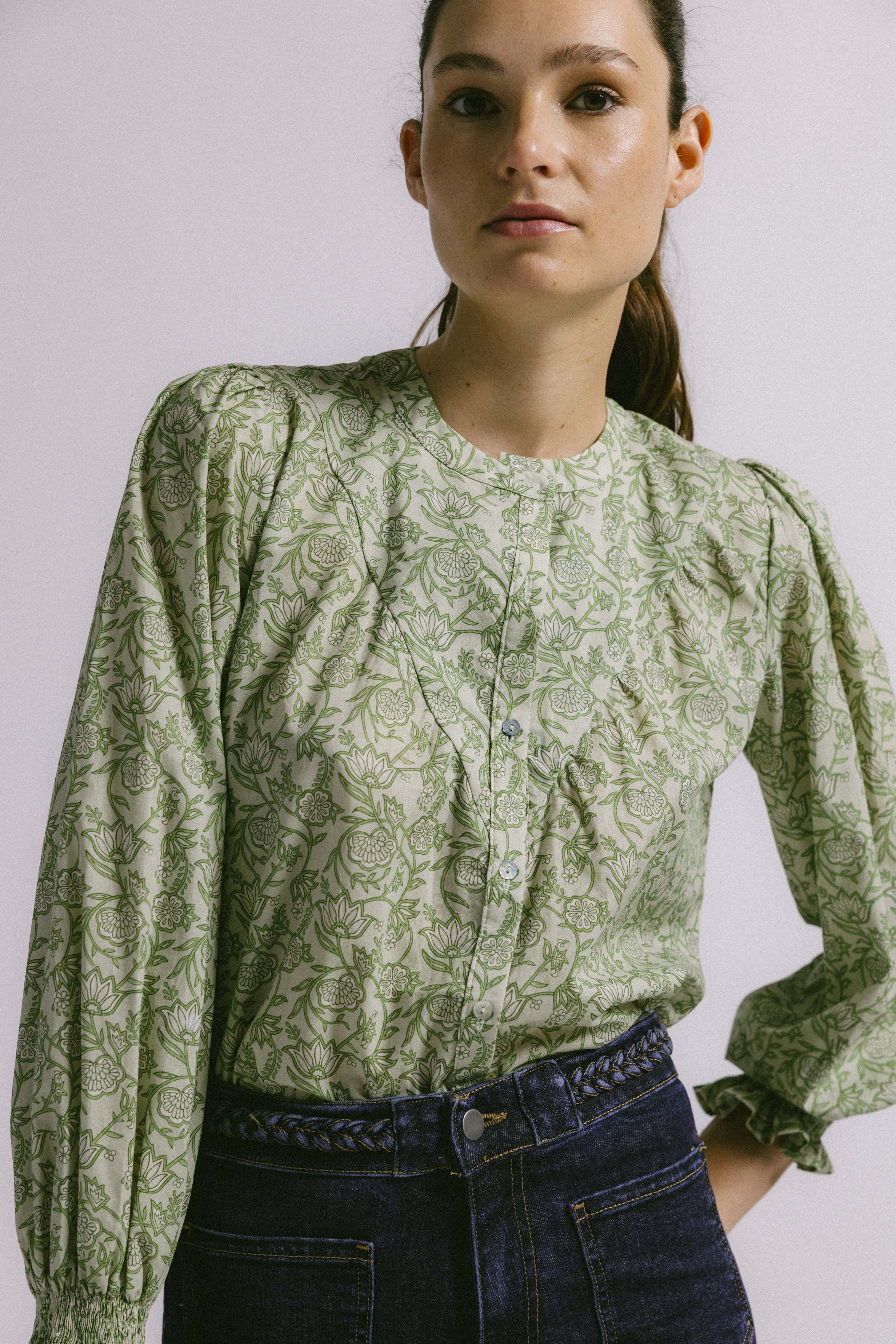 Blusa vol deco verde oliva