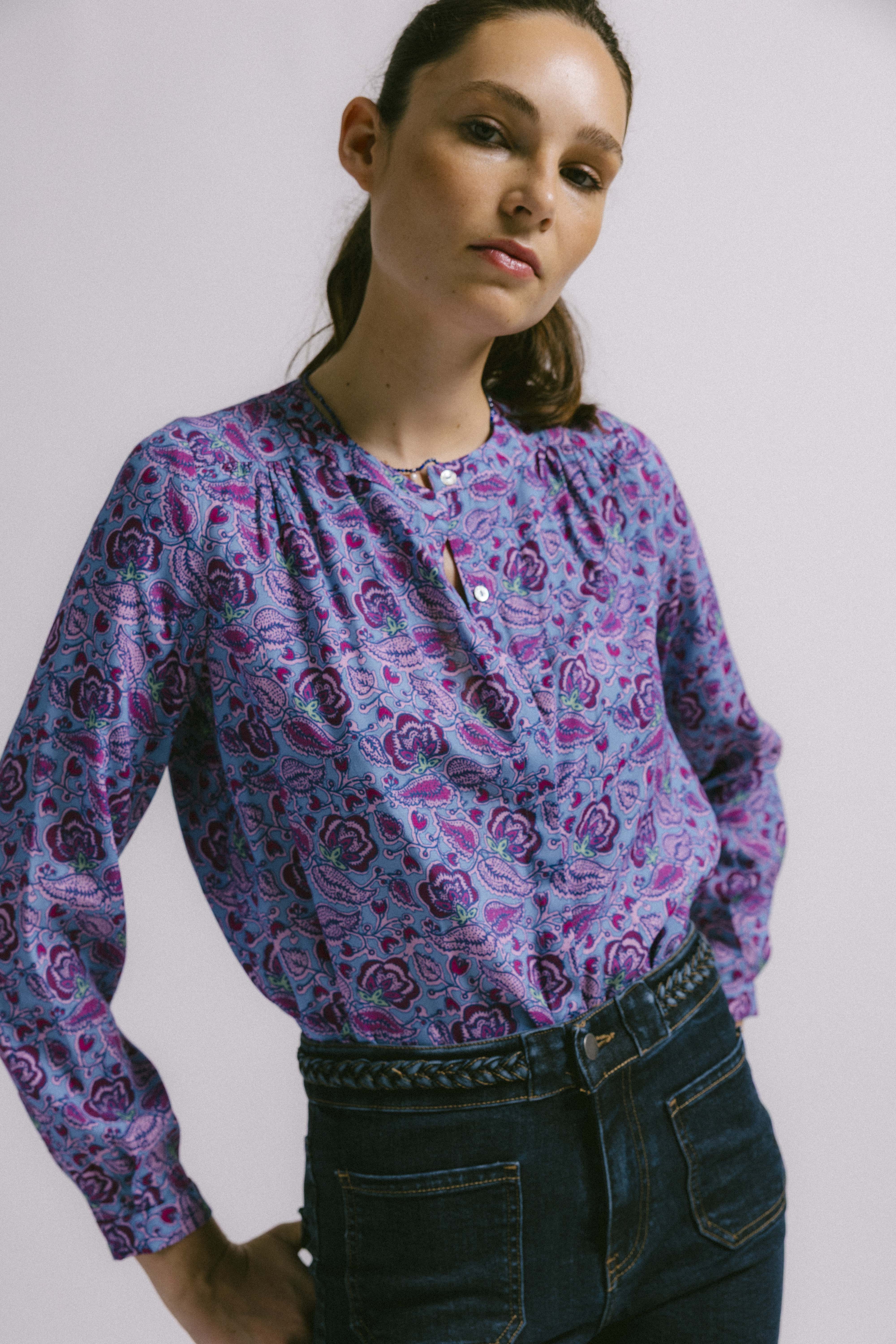 Blusa melbourne floral azul