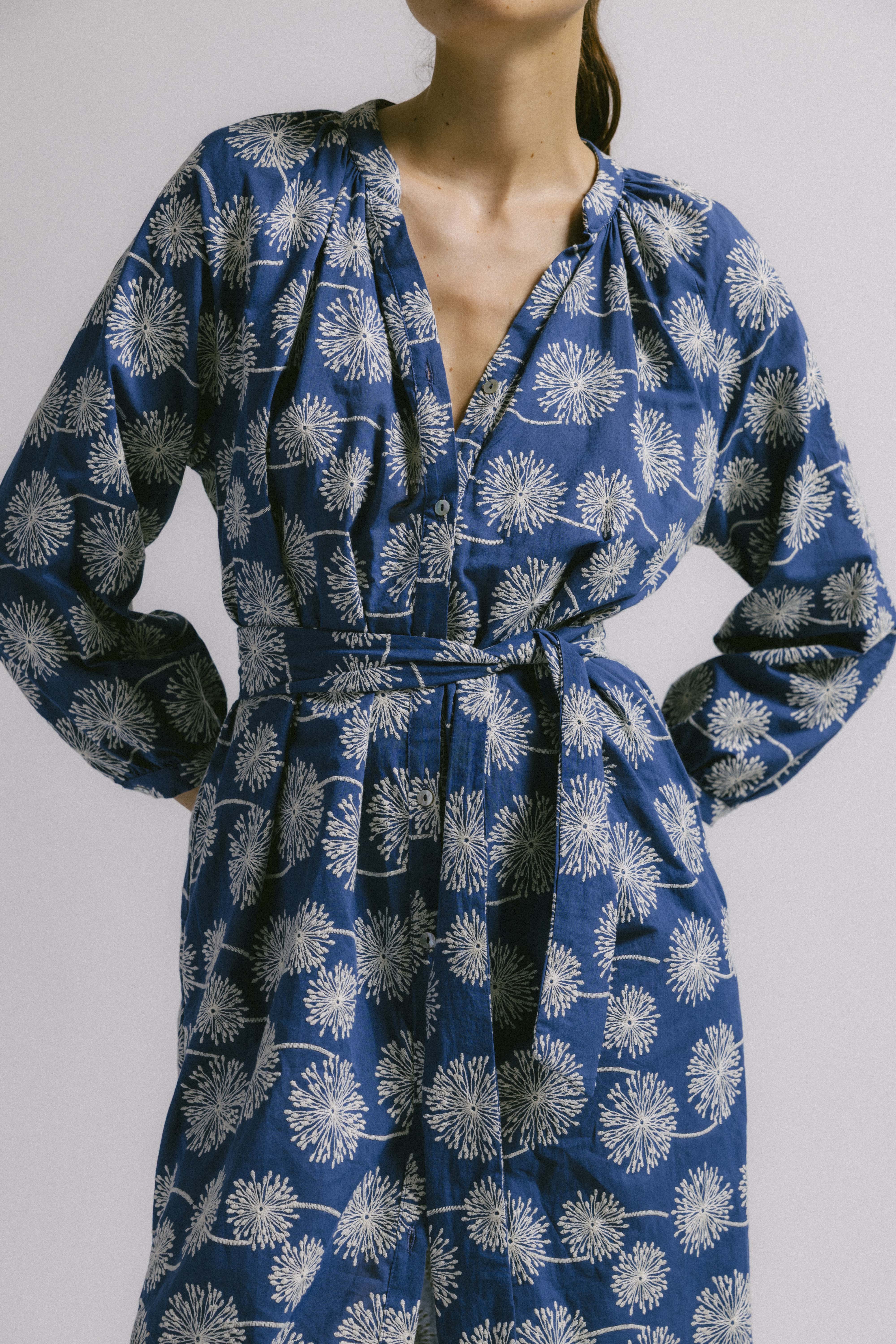 Vestido pato bordado