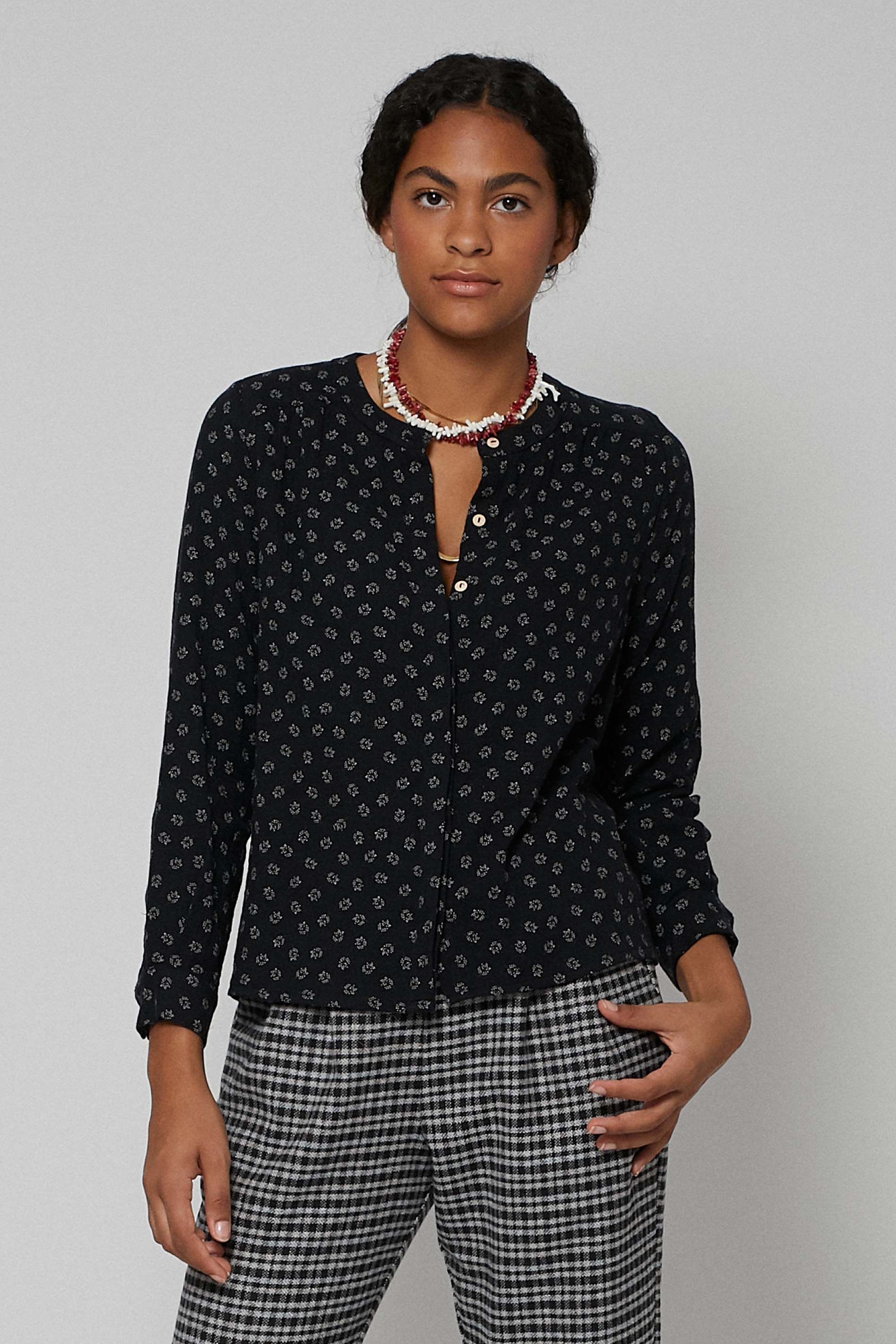 Blusa MELBOURNE ORGANIC black hojas