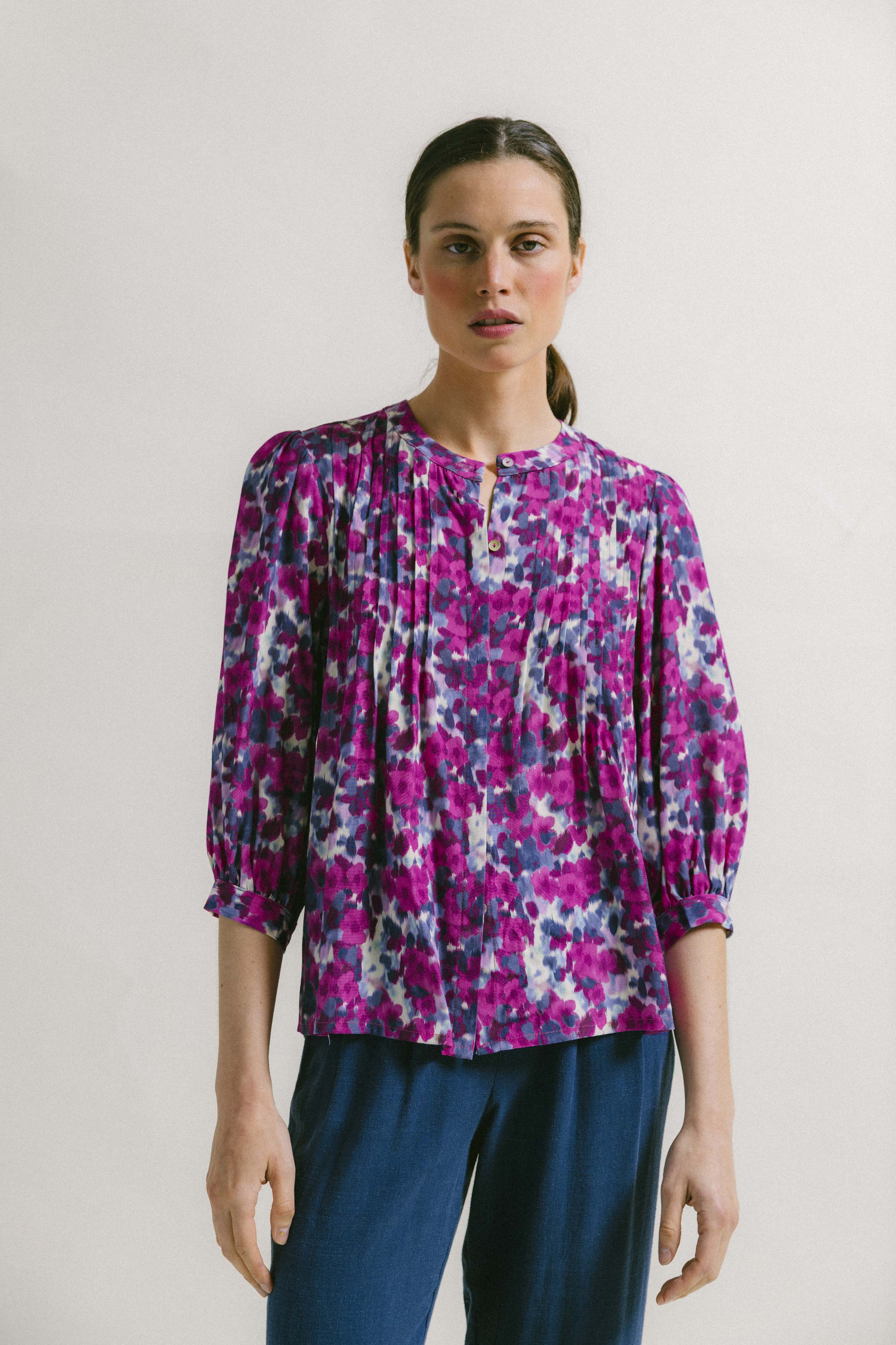 Blusa mancha fucsia ZEA
