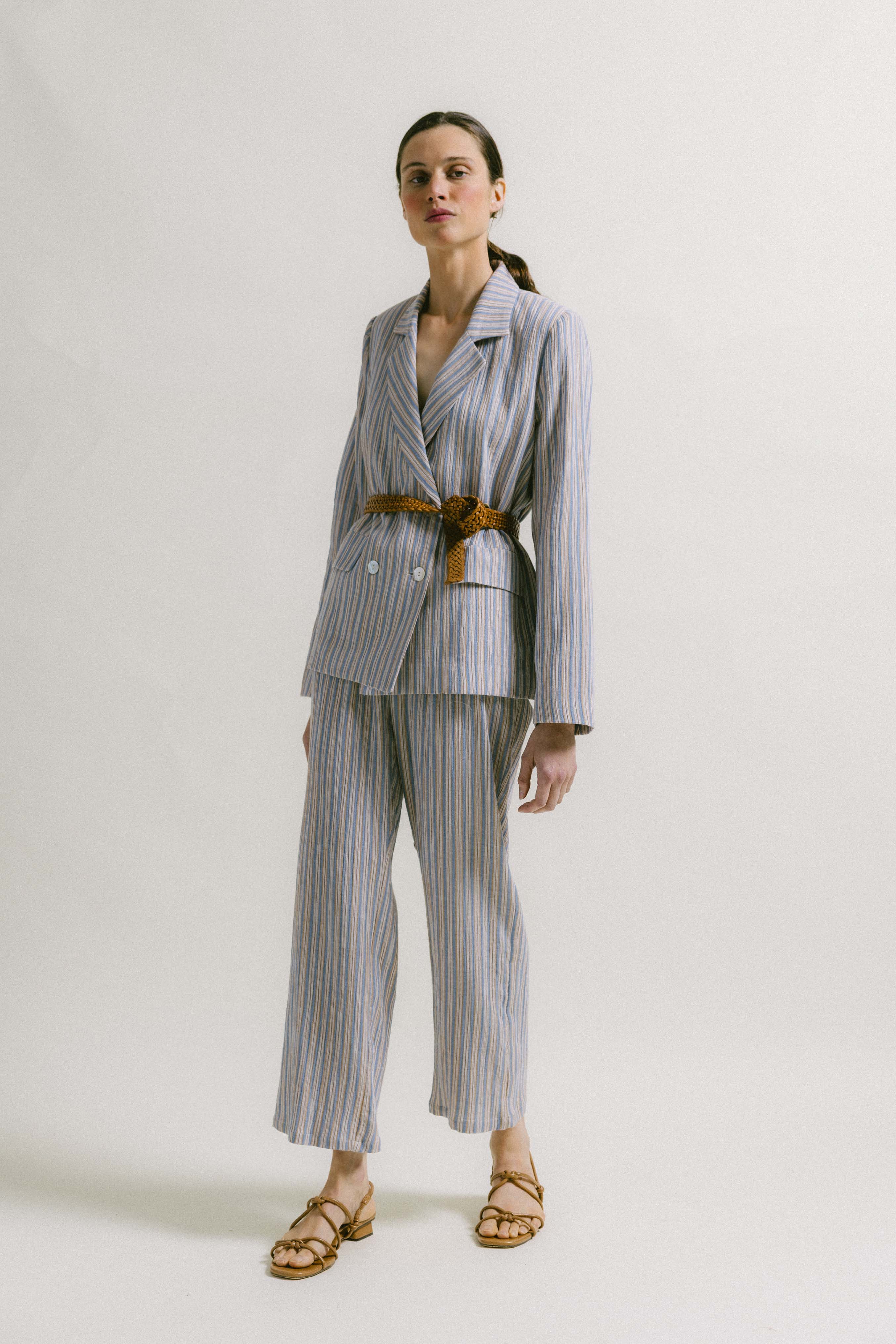 traje TURIN RAYAS