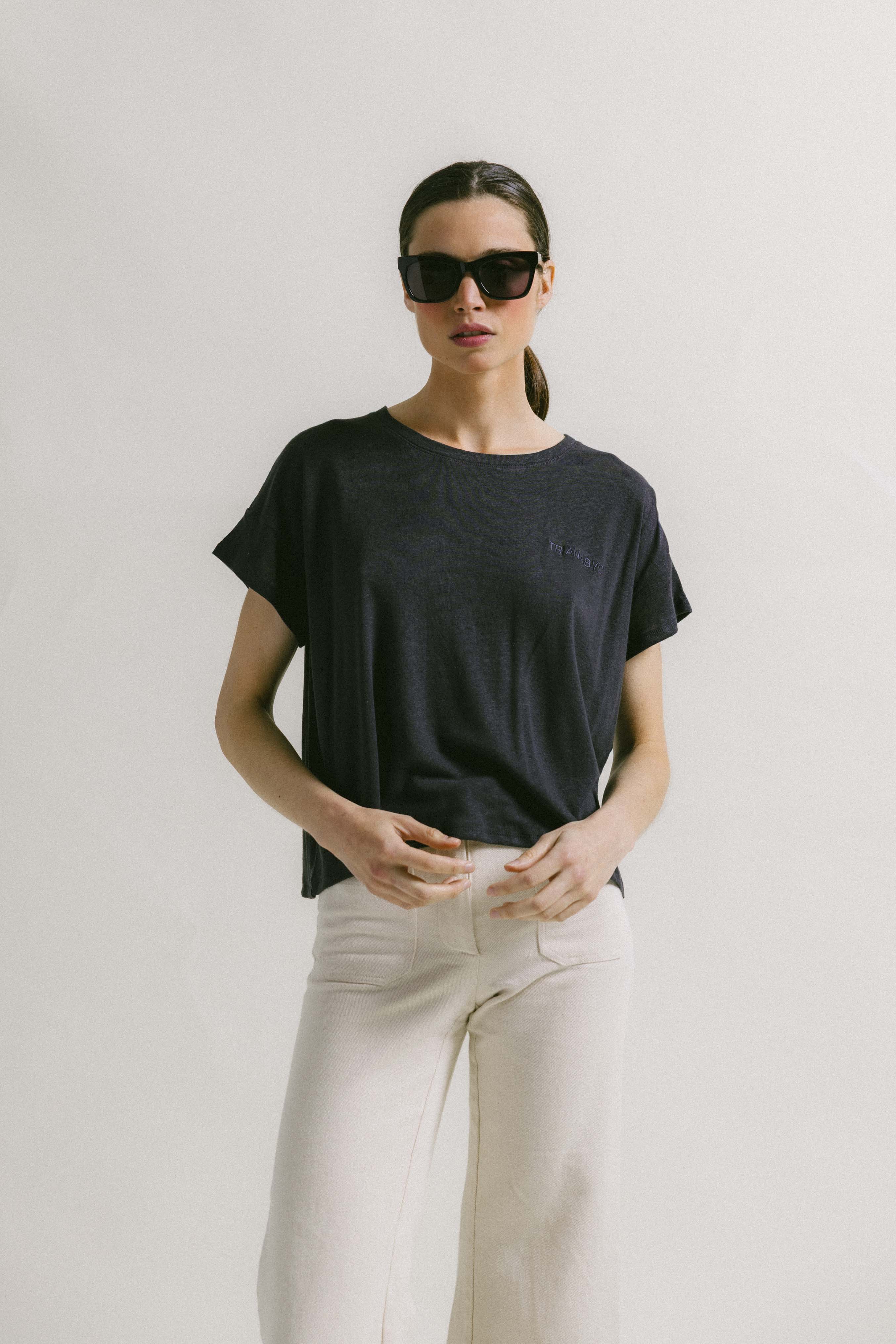 Camiseta antracita bordado TRIANABYC