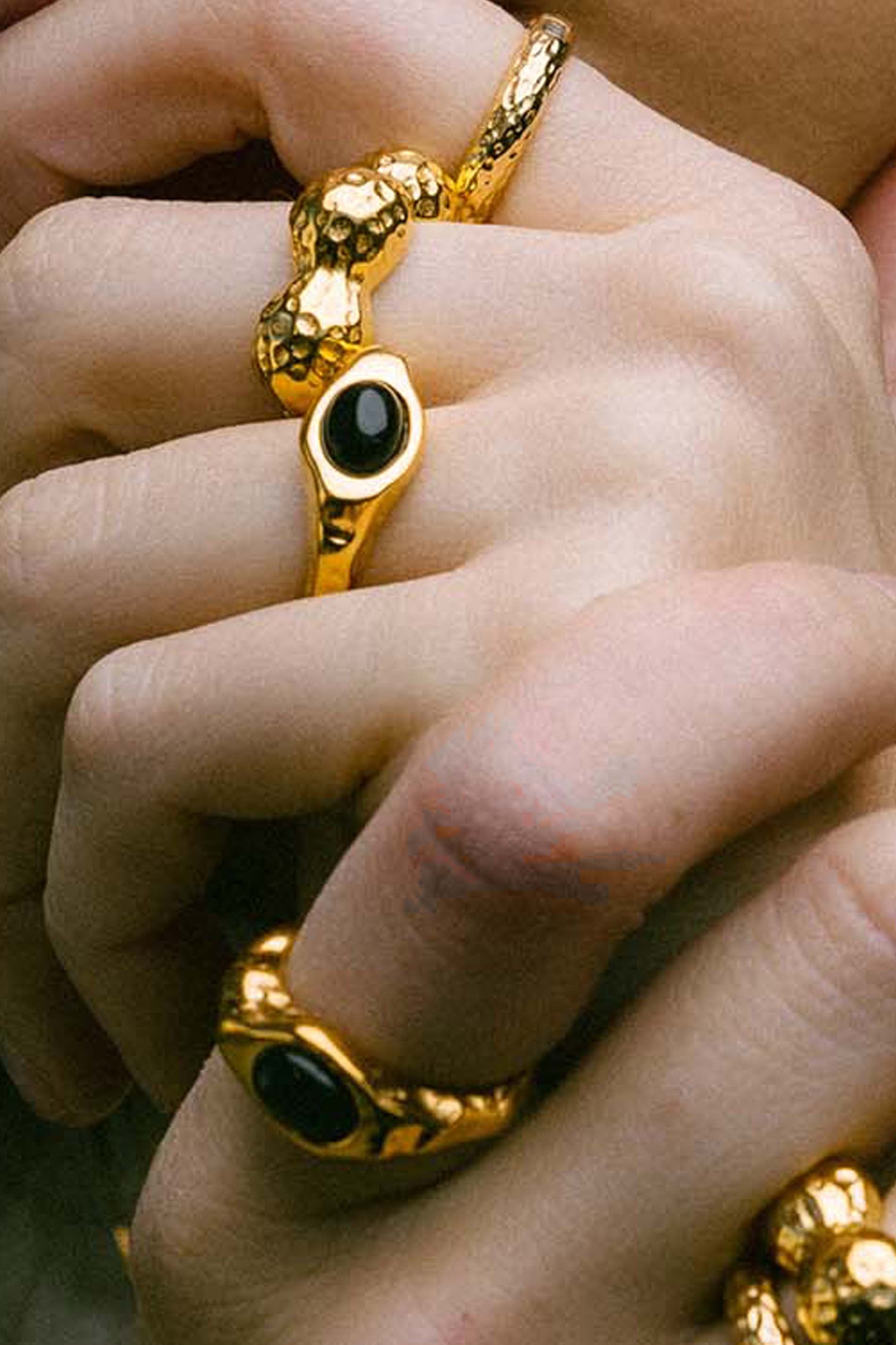 ANILLO MONS