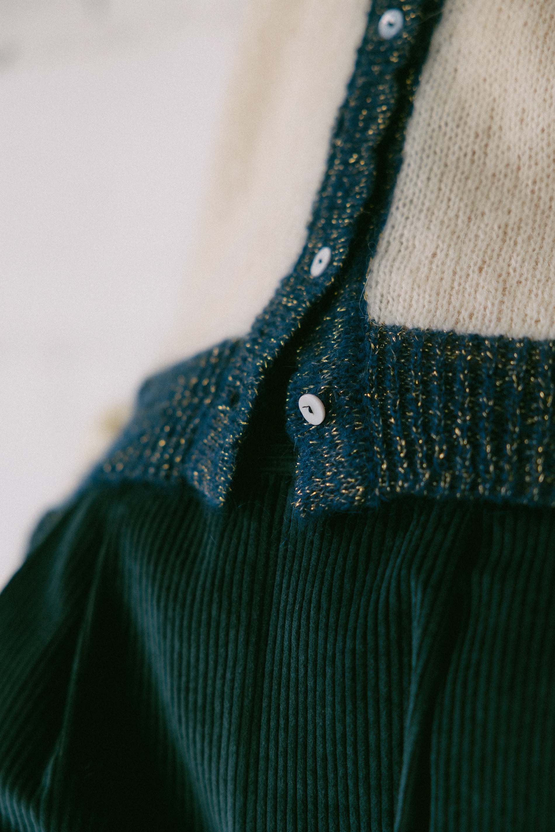 Pantalón MILLET pana azul