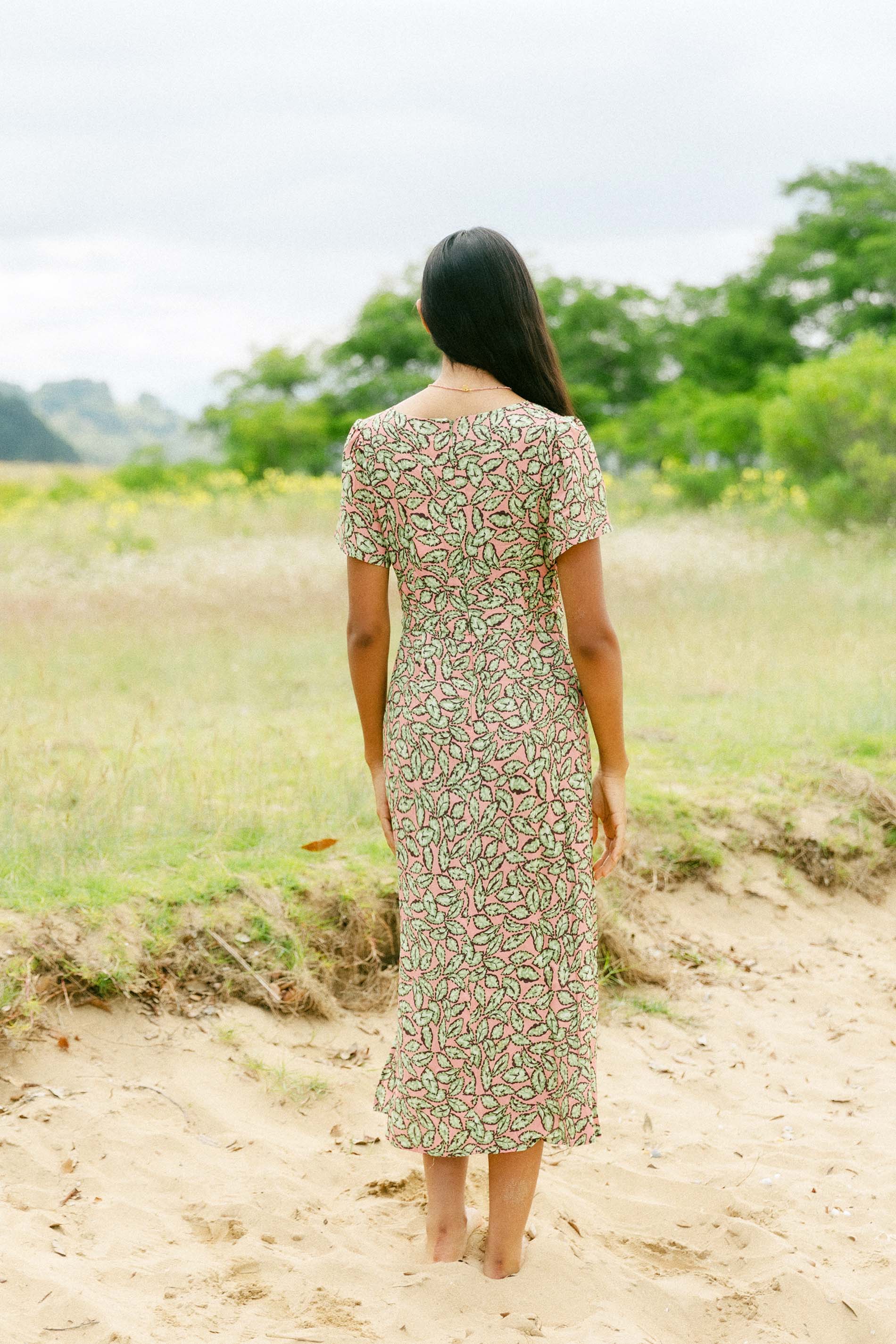 Vestido hojas print COLON