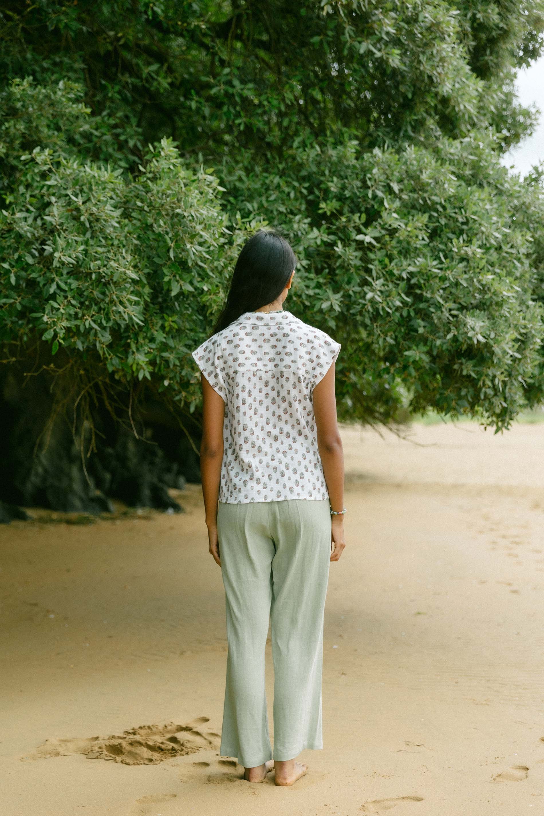 Blusa LUCEA flor tierra