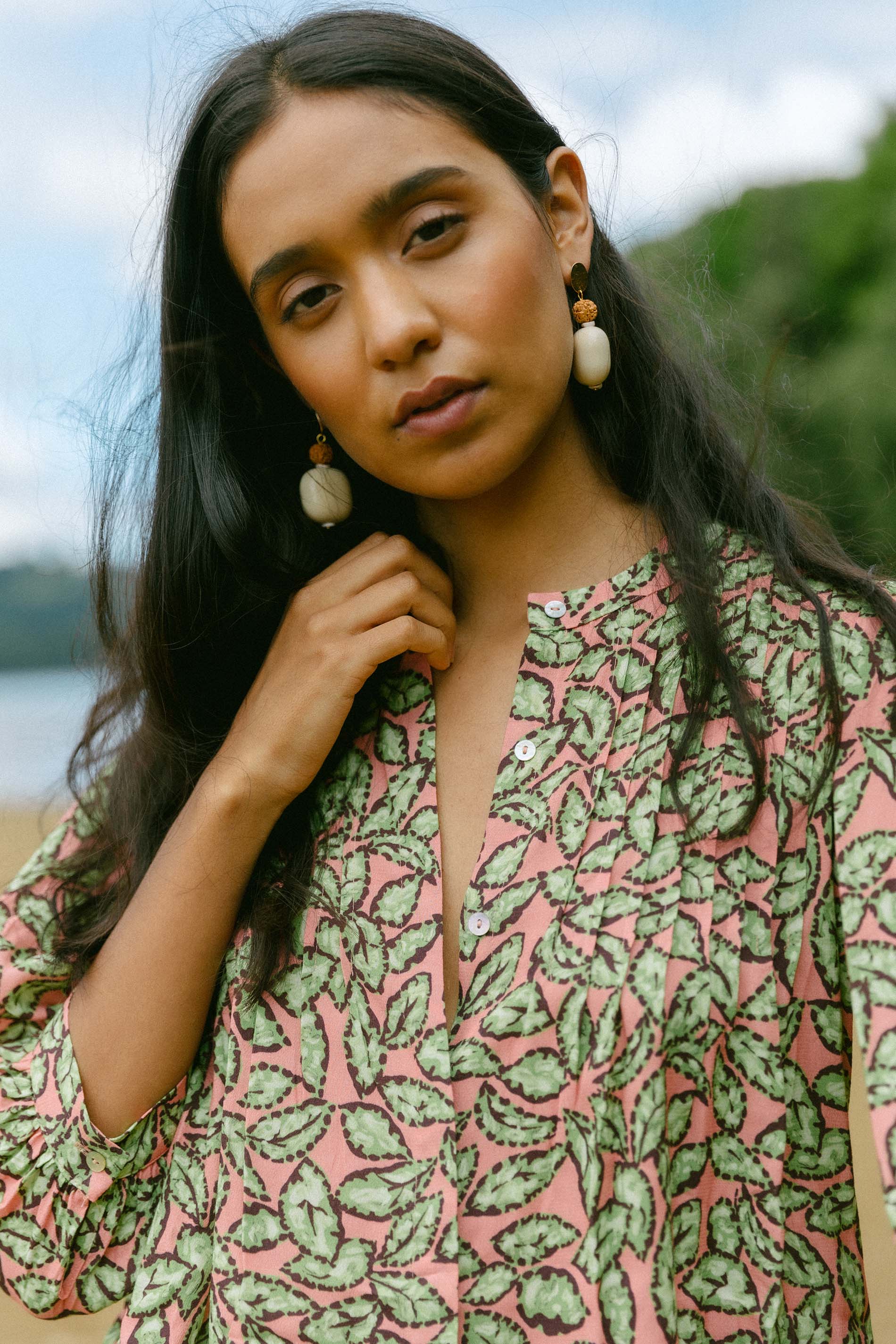 Blusa hojas verde ZEA