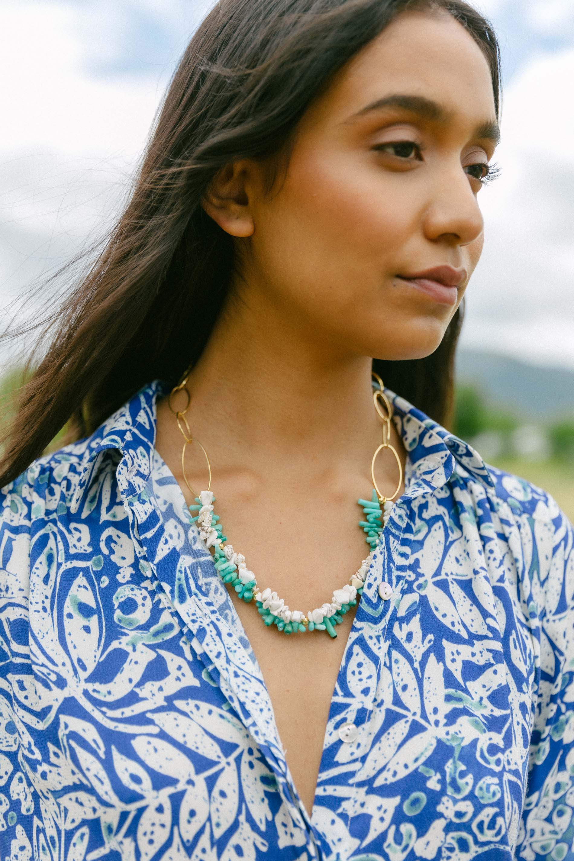 Collar laos