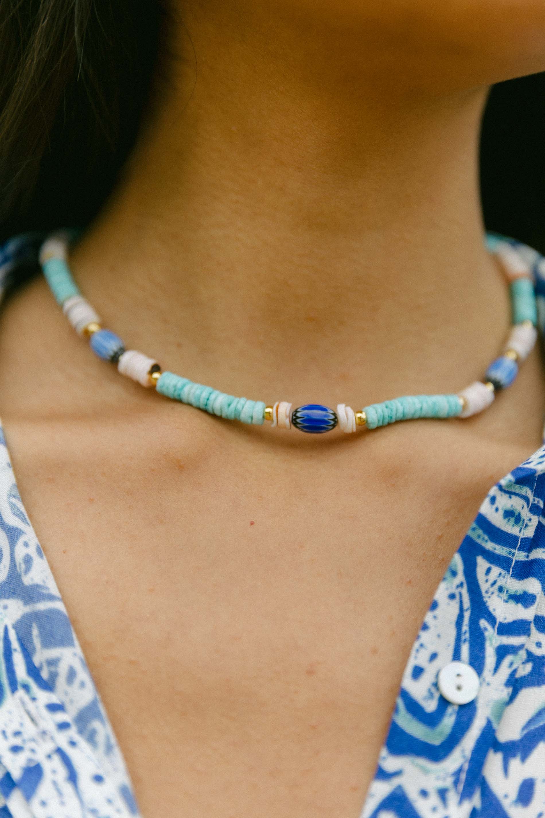 collier FAULT bleu