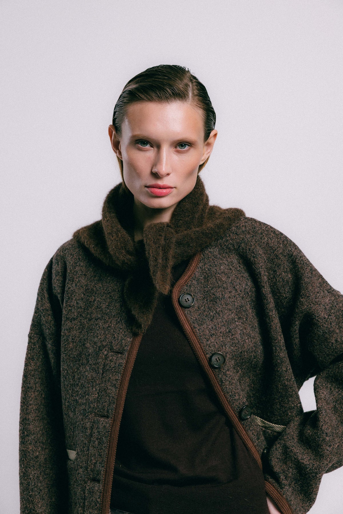 Chaqueta austriaca chocolate