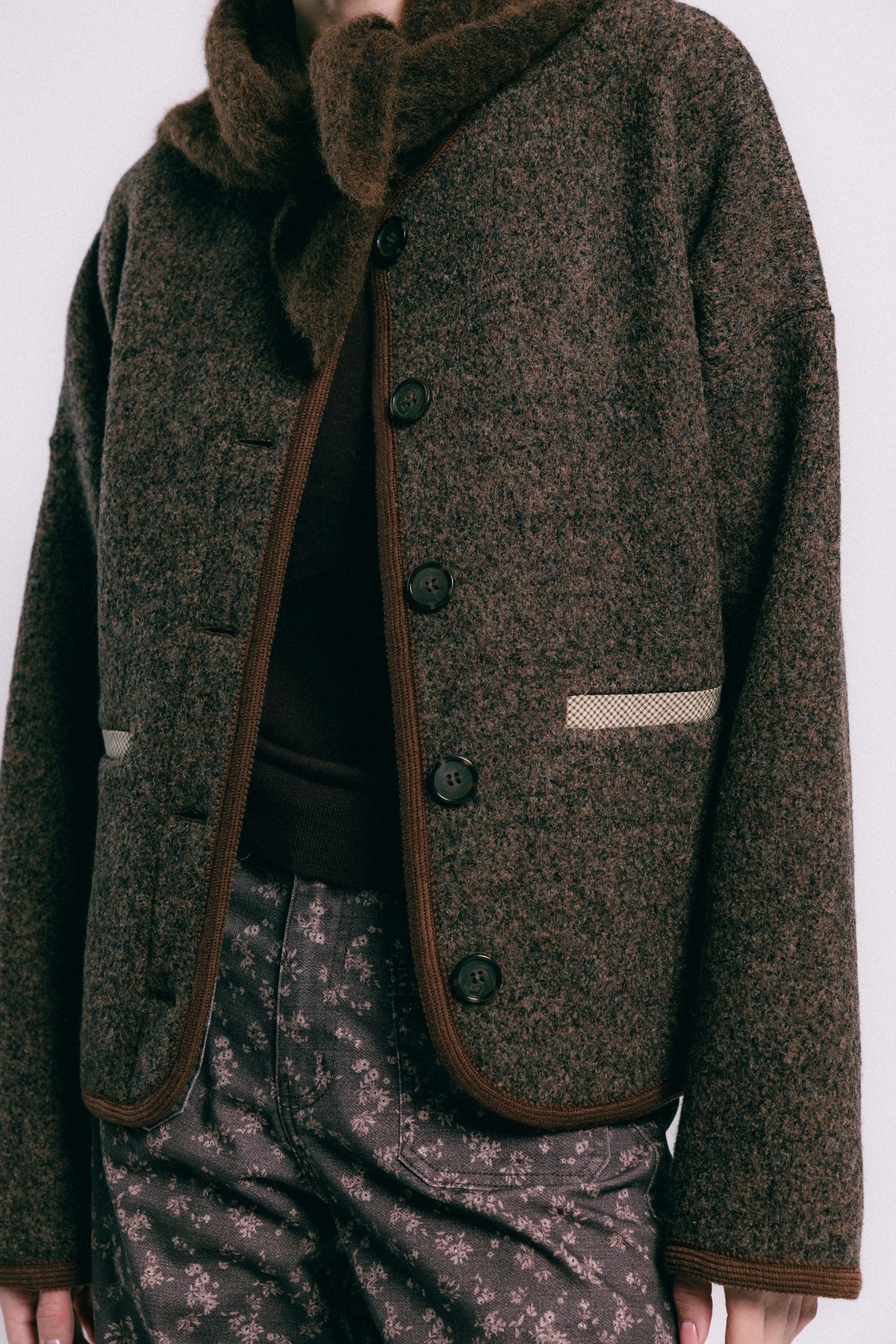 Chaqueta austriaca chocolate