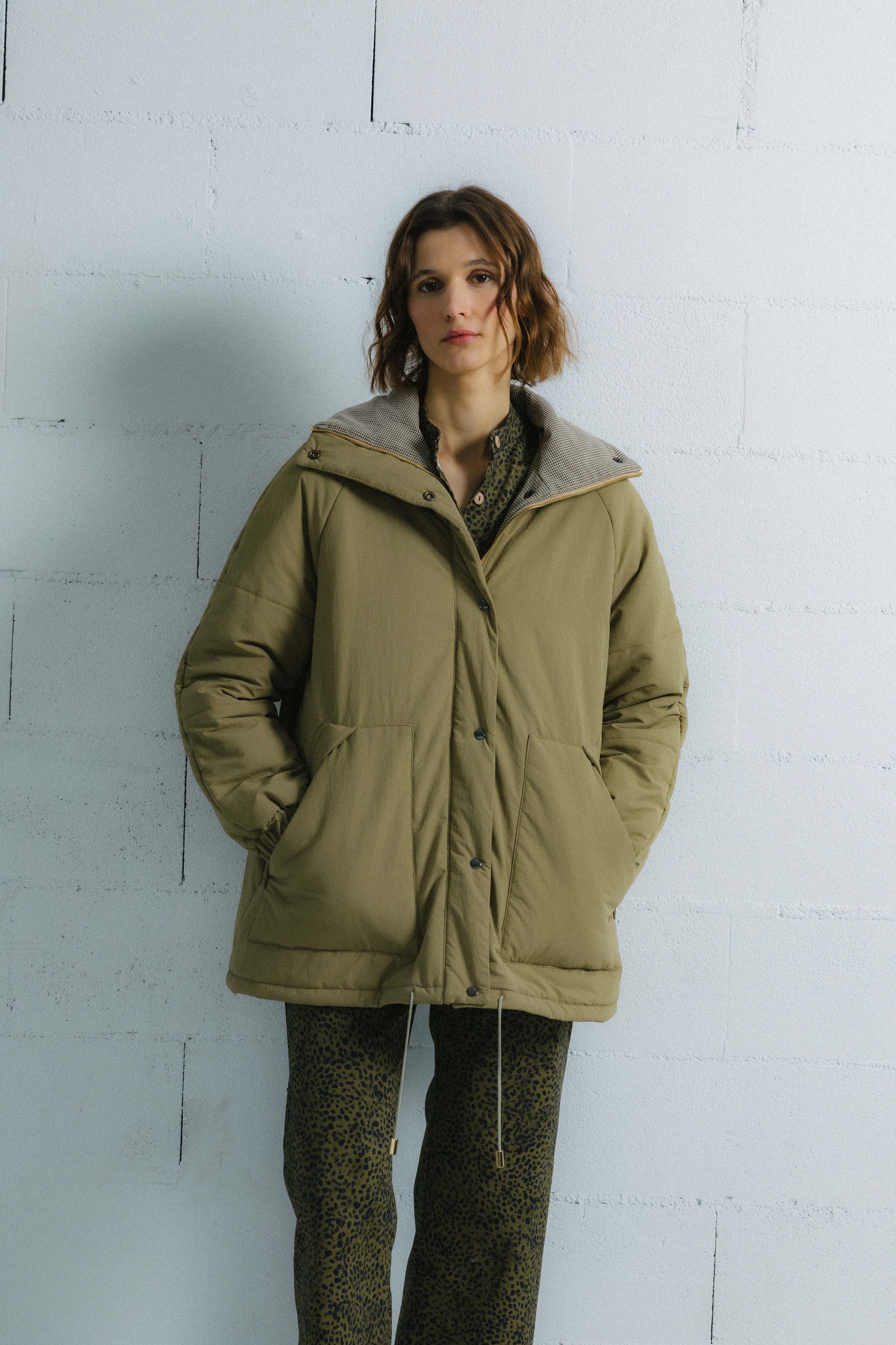 ABRIGO FUJI ACOLCHADO beige