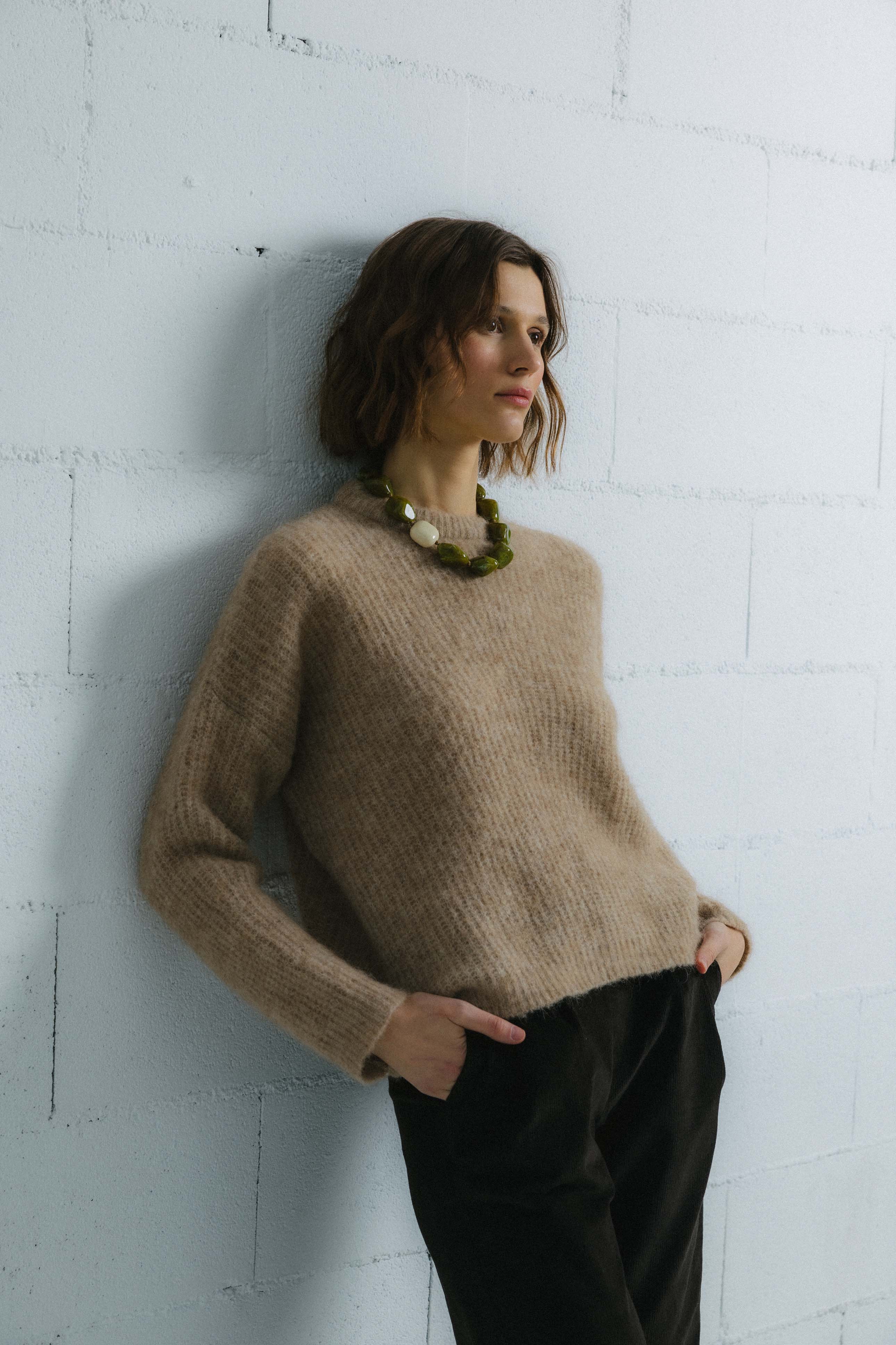 Jersey de punto EDIMBURGO BEIGE. Baby alpaca y lana merino