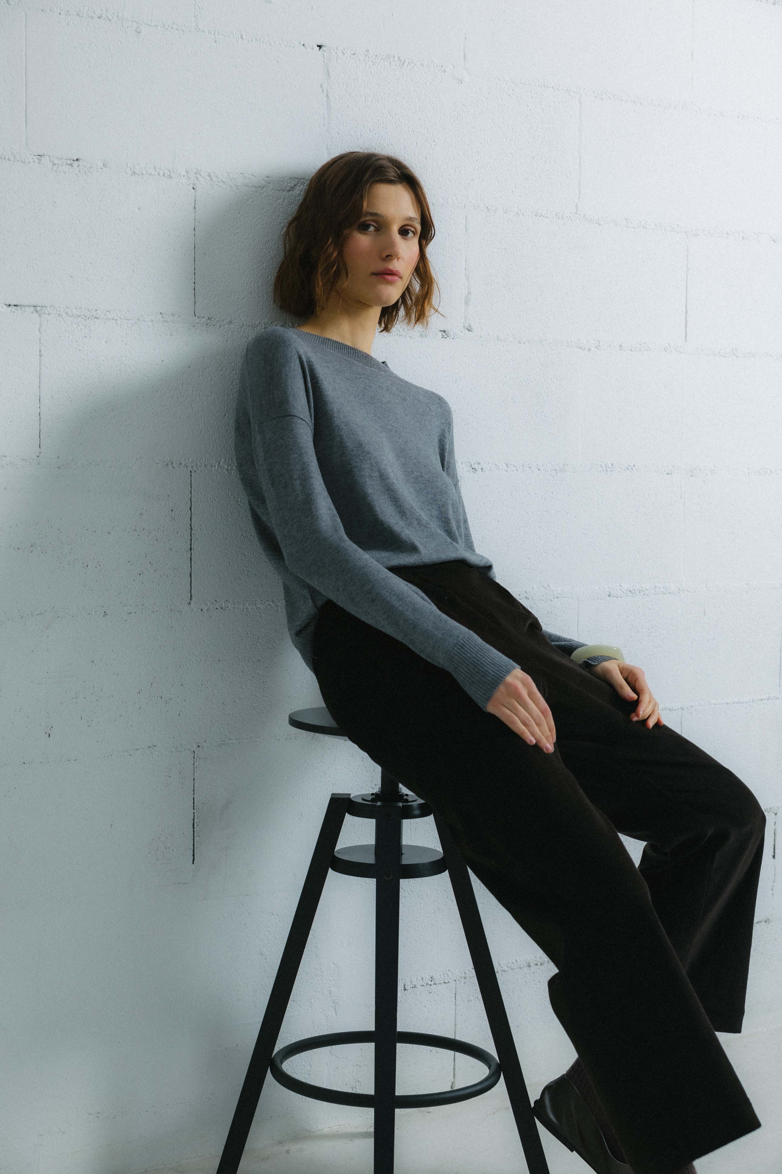 Jersey de punto fino LANA ELVAS GRIS.