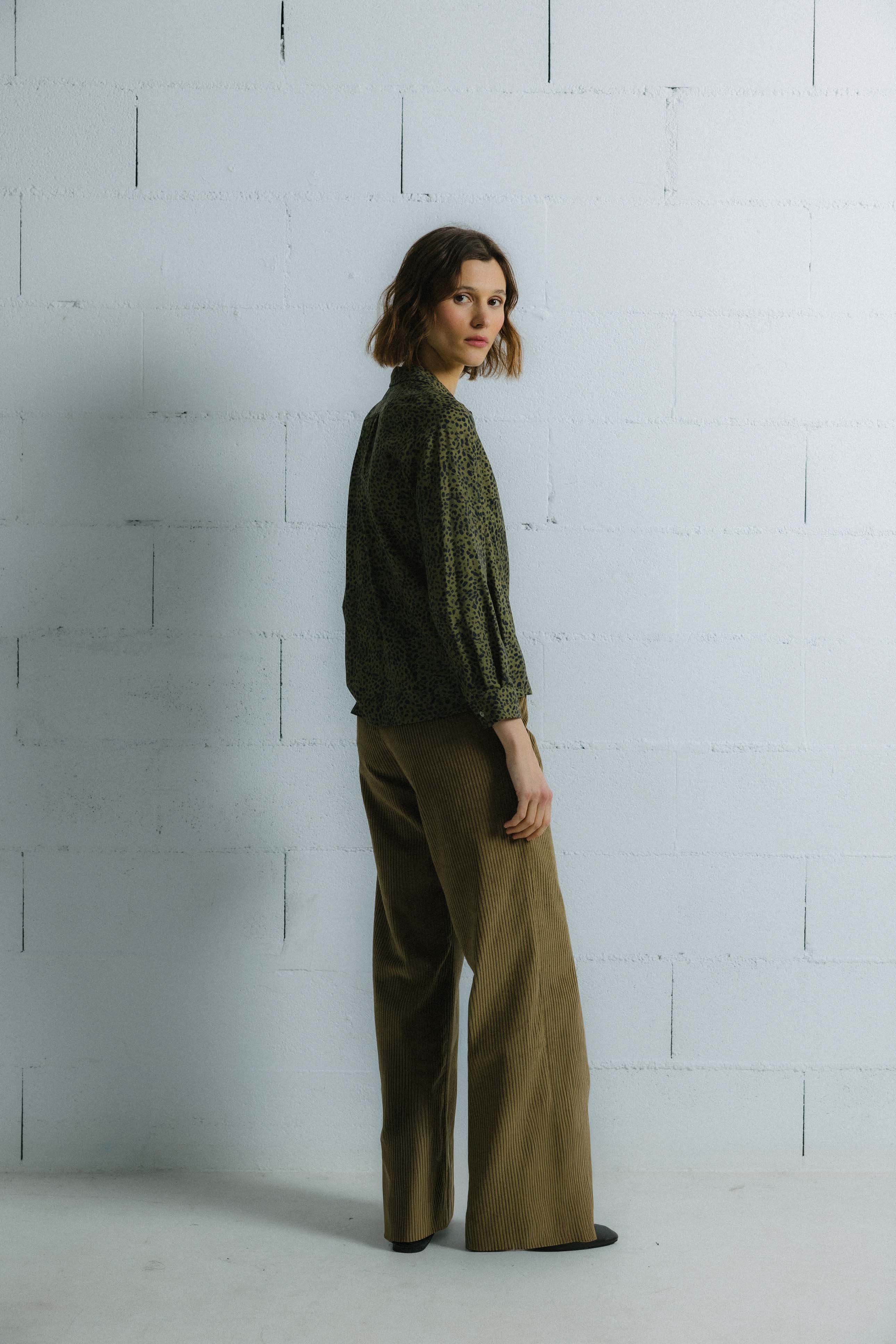 BLUSA PALMA ANIMAL VERDE