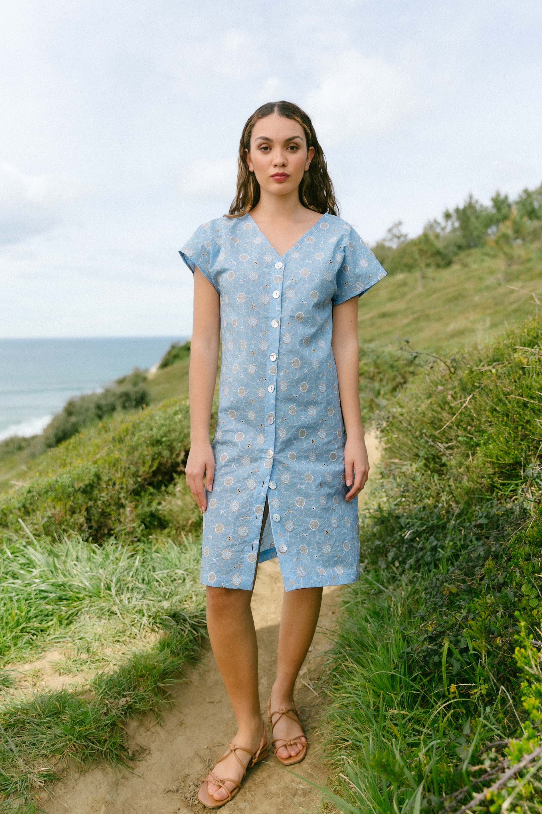 Vestido NEA bordado