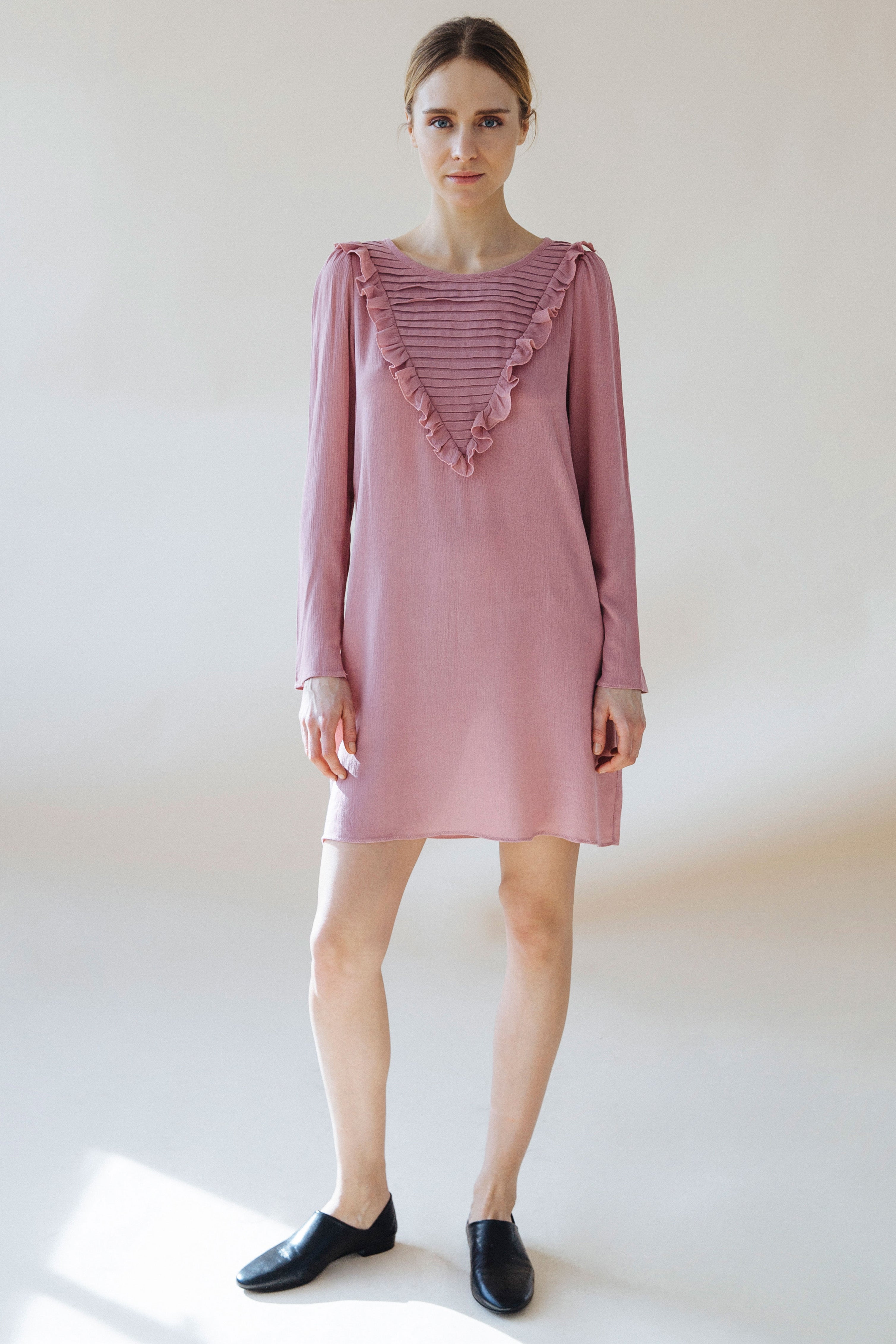 Vestido jaretas rosa