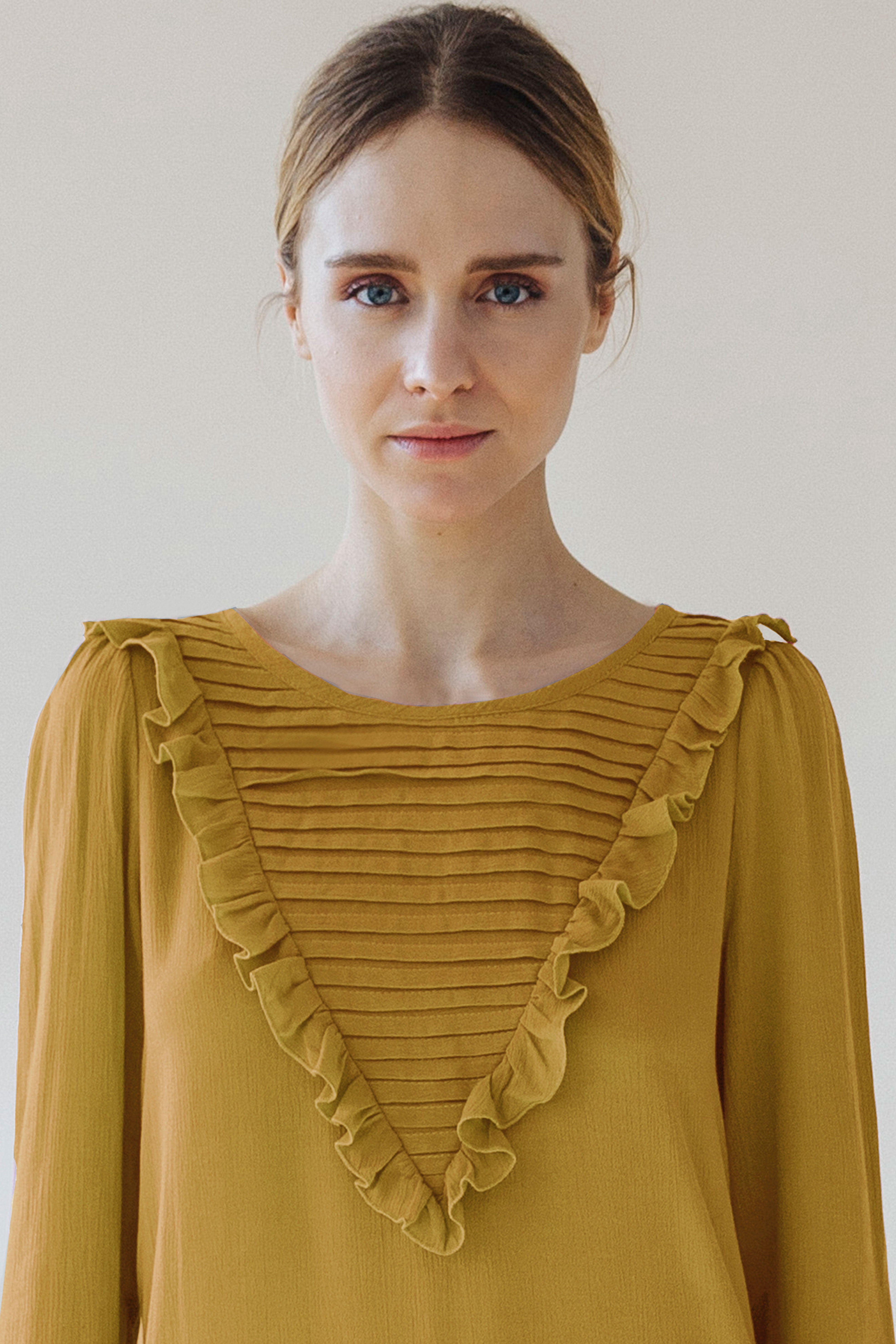 Vestido jaretas mostaza