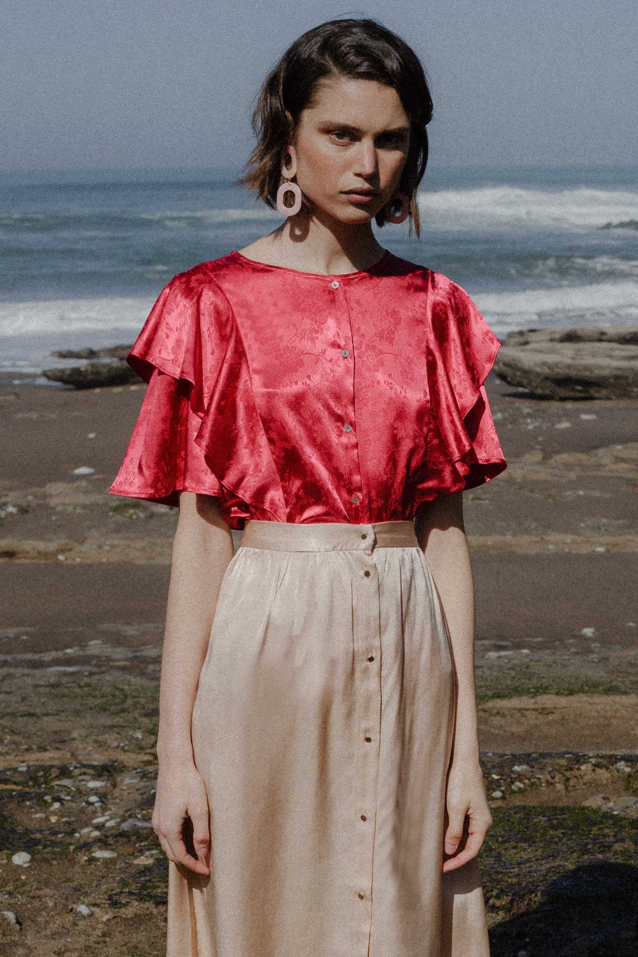 ARENA satin buttoned skirt
