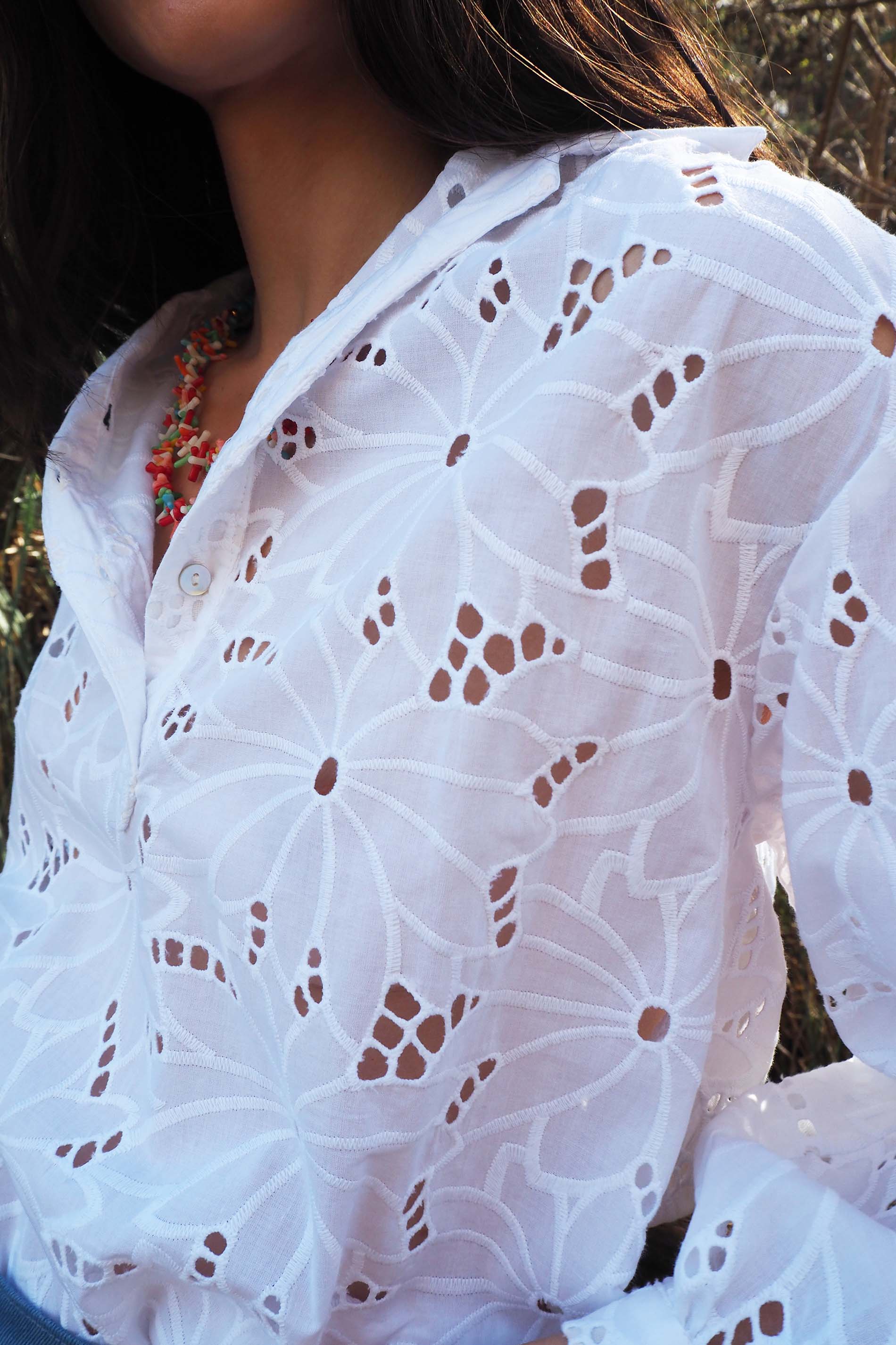 Blusa bordada blanca OTTA