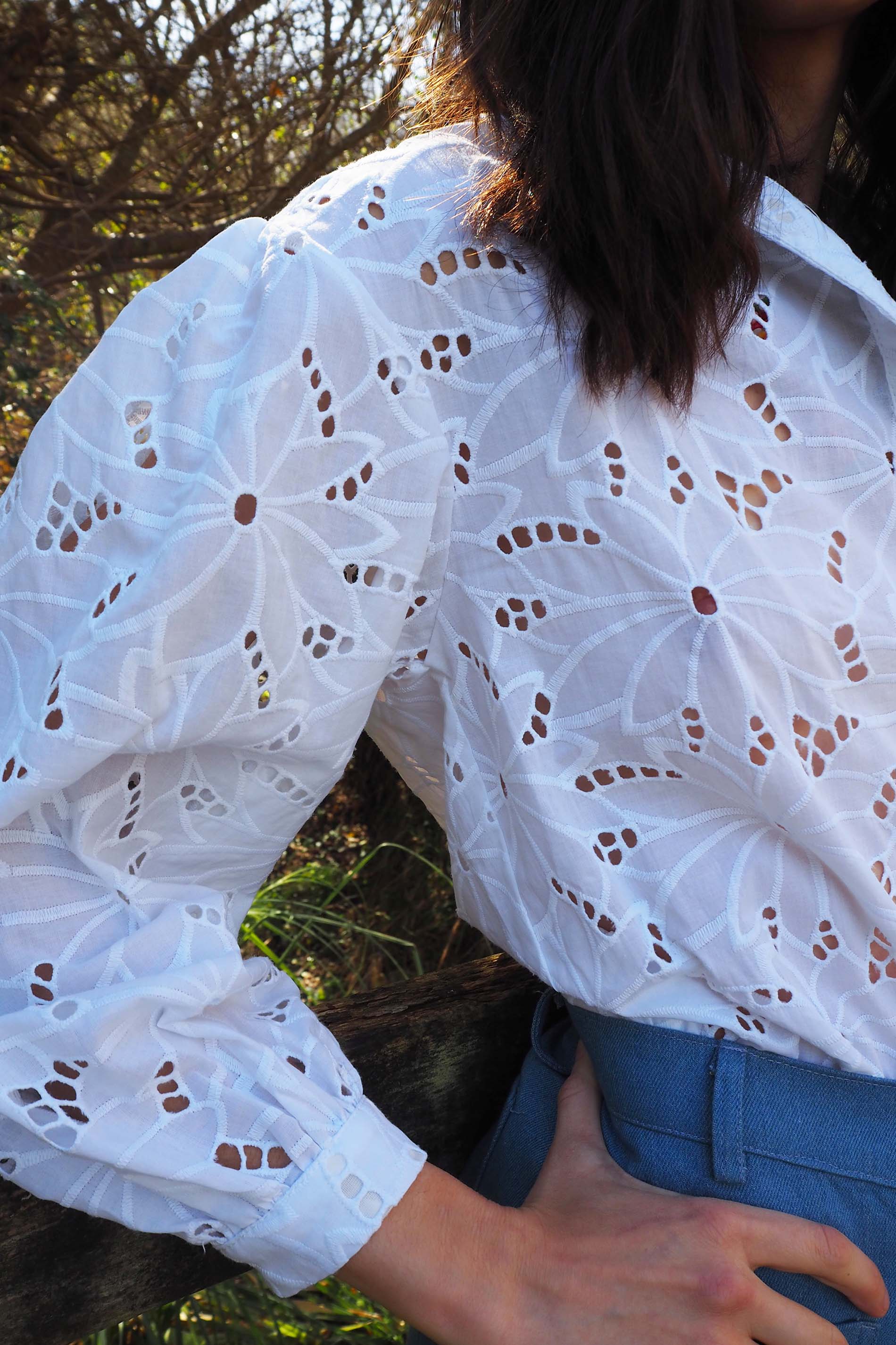 Blusa bordada blanca OTTA