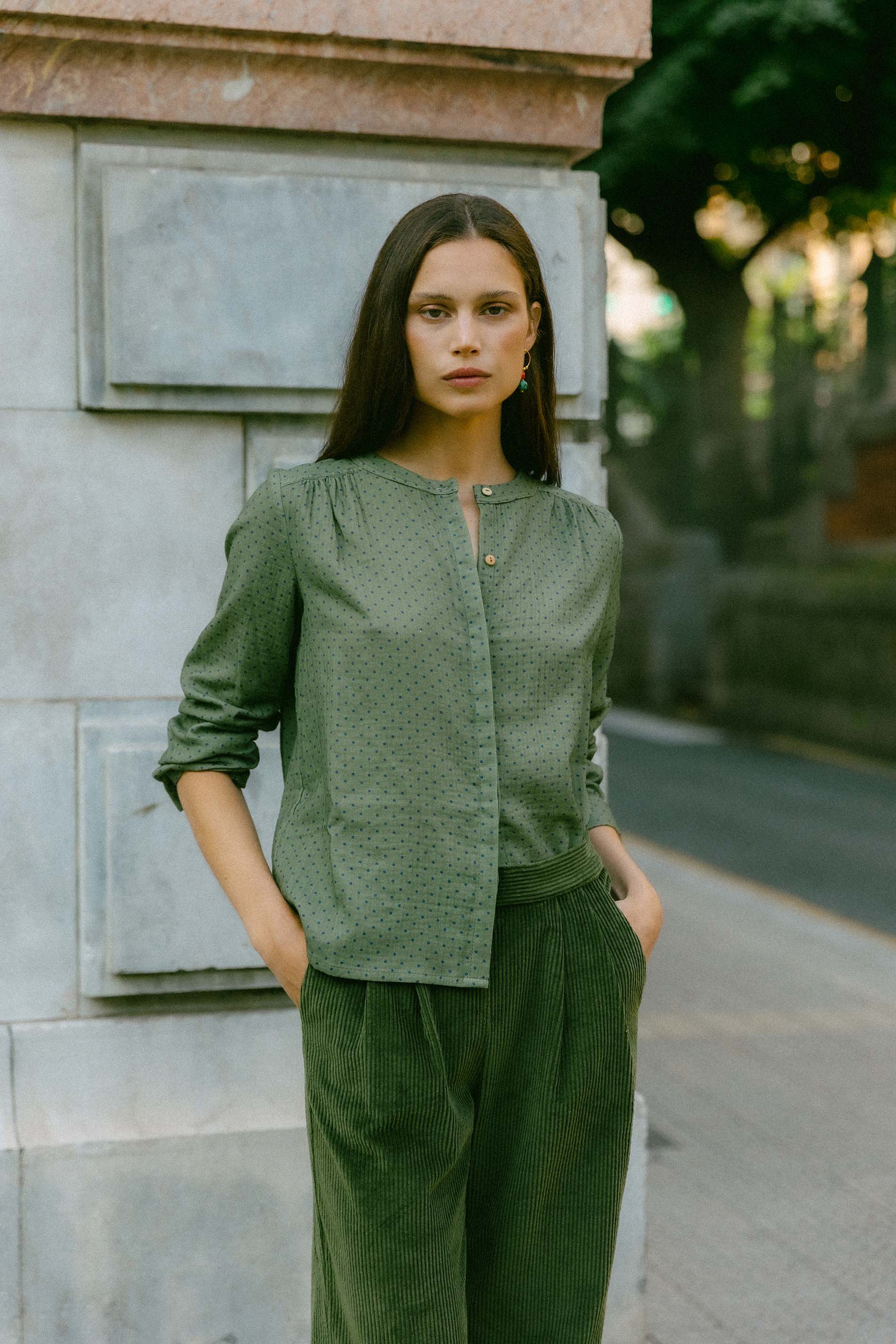 Blusa MELBOURNE motas verdes