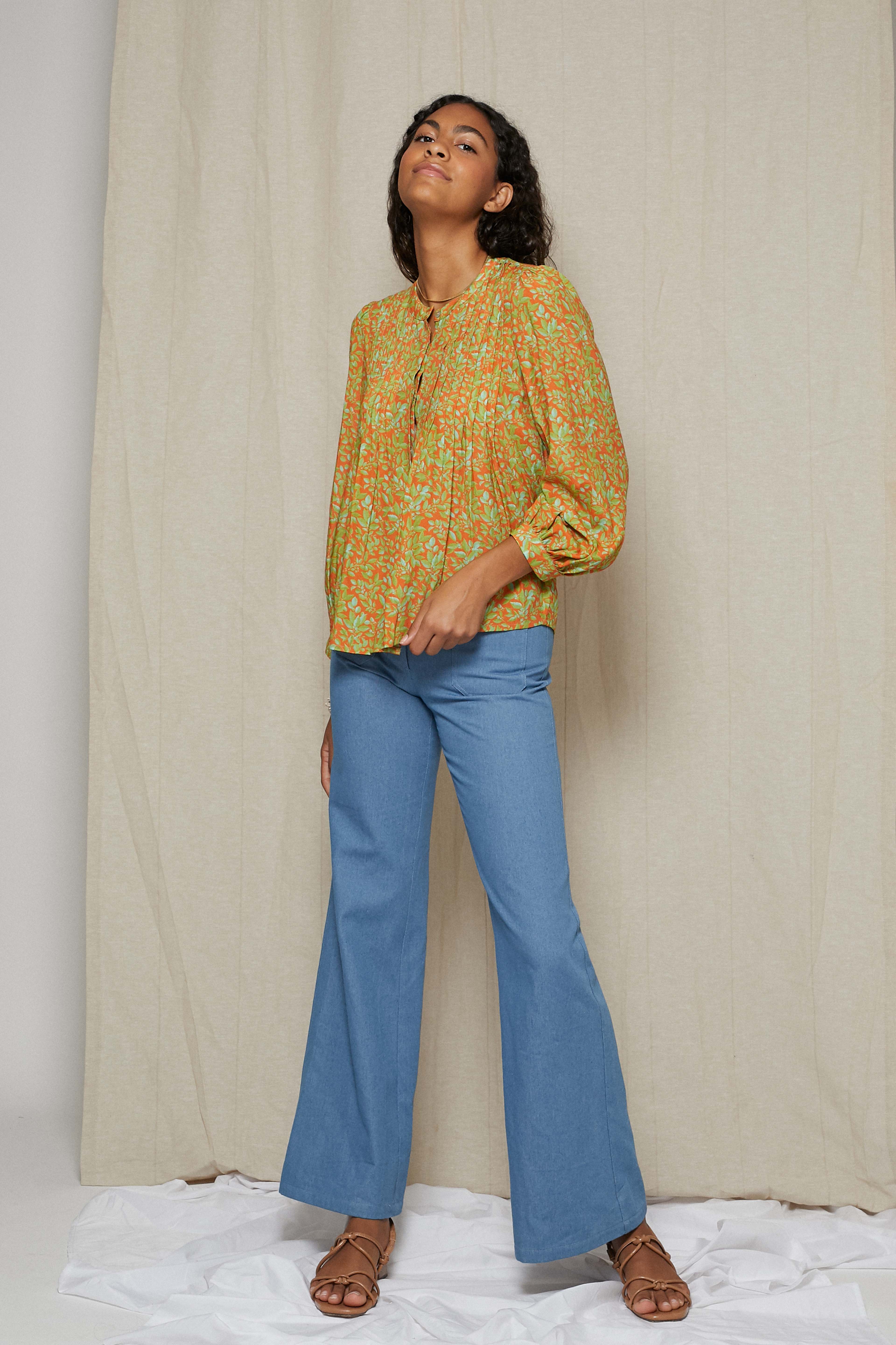 Blusa flor pistacho ZEA