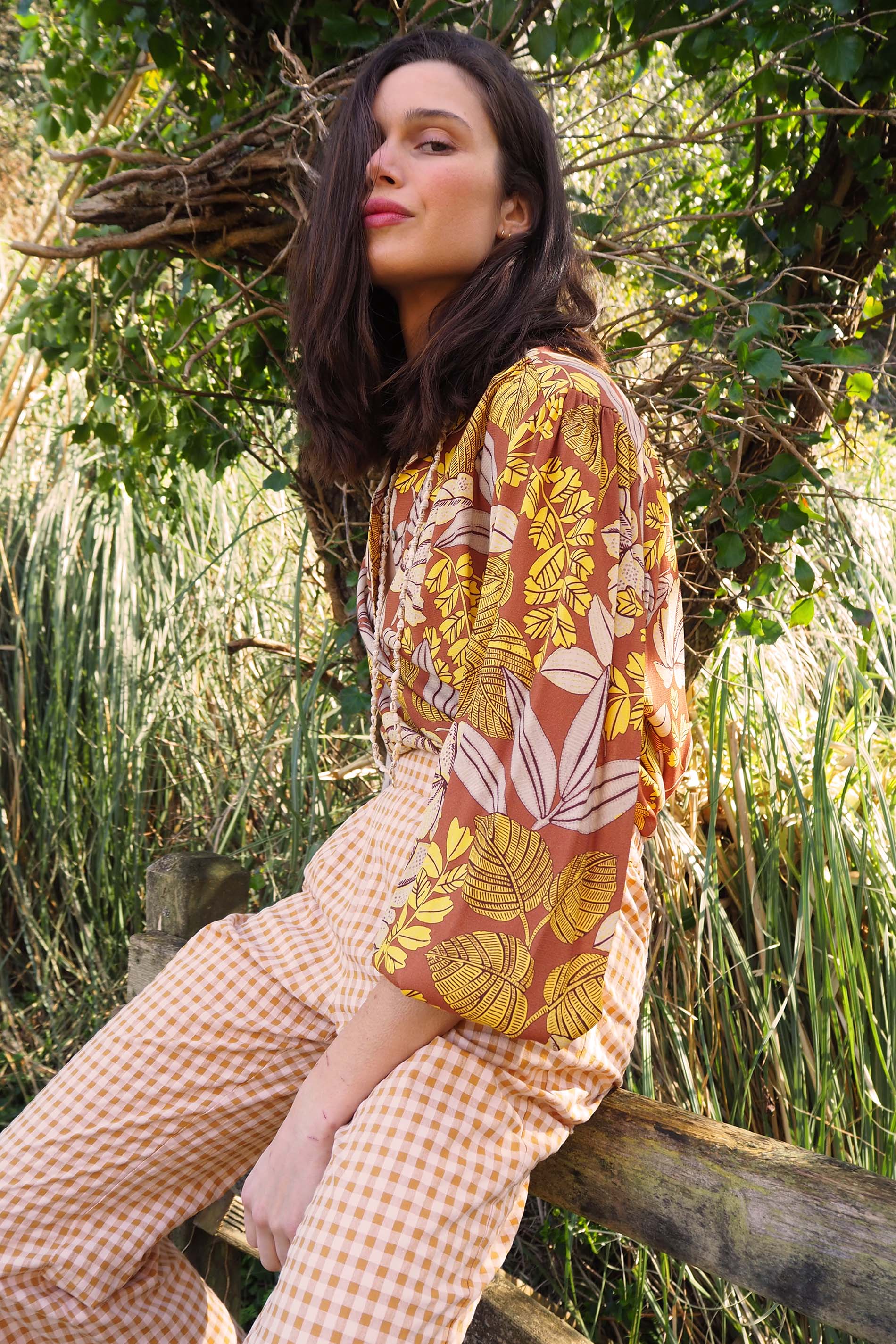 Blusa viscosa tropical print OTTA