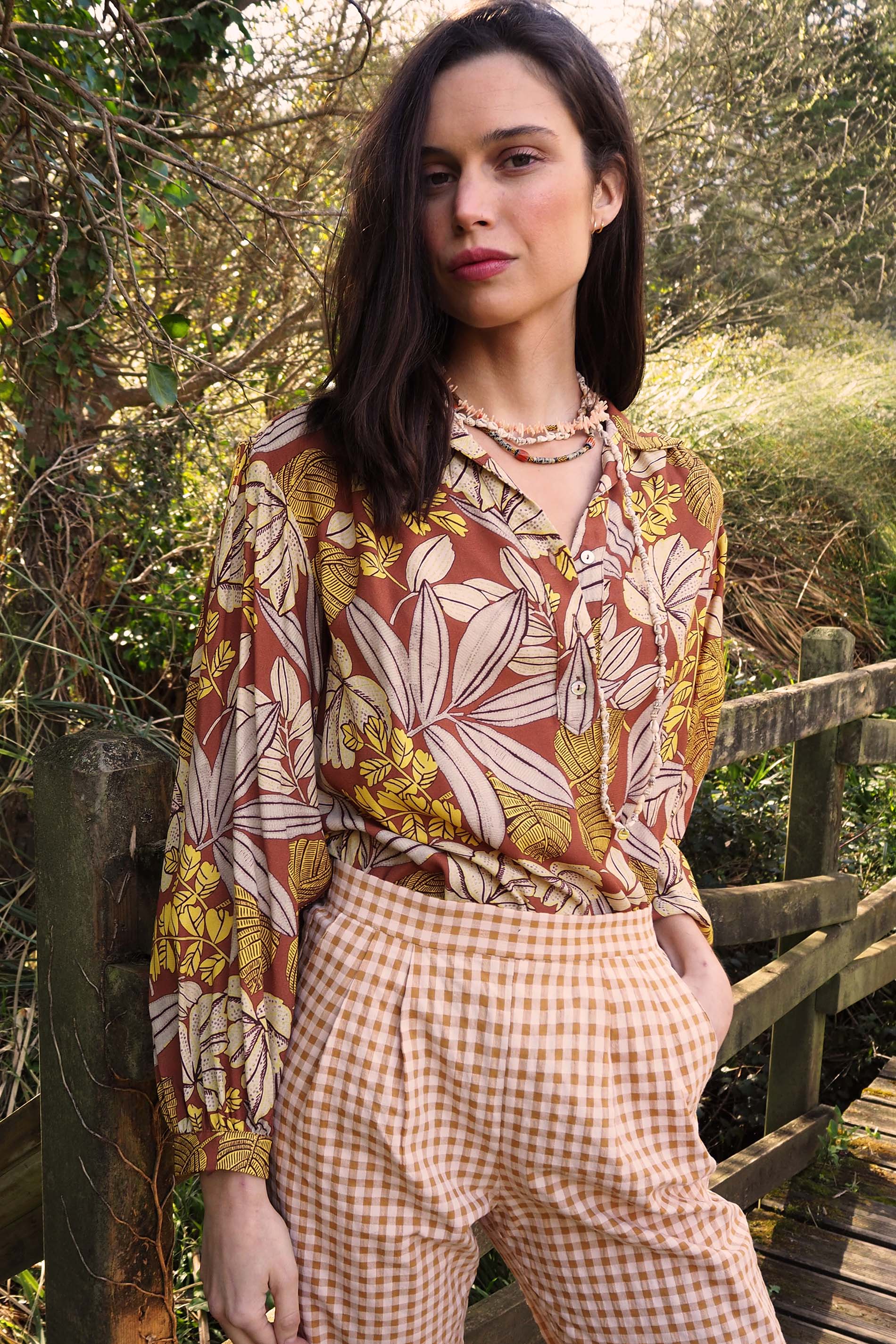 Blusa viscosa tropical print OTTA