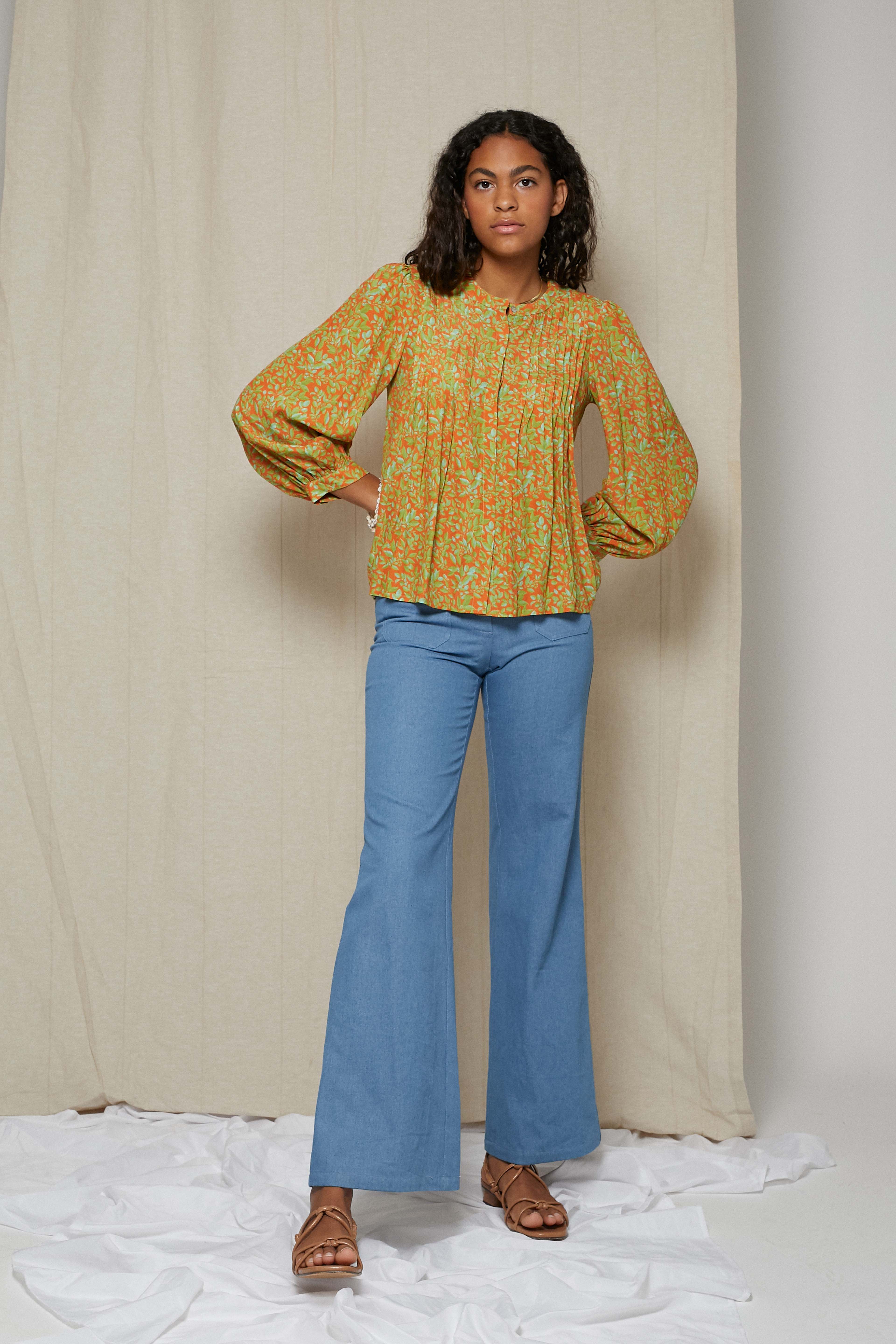 Blusa flor pistacho ZEA