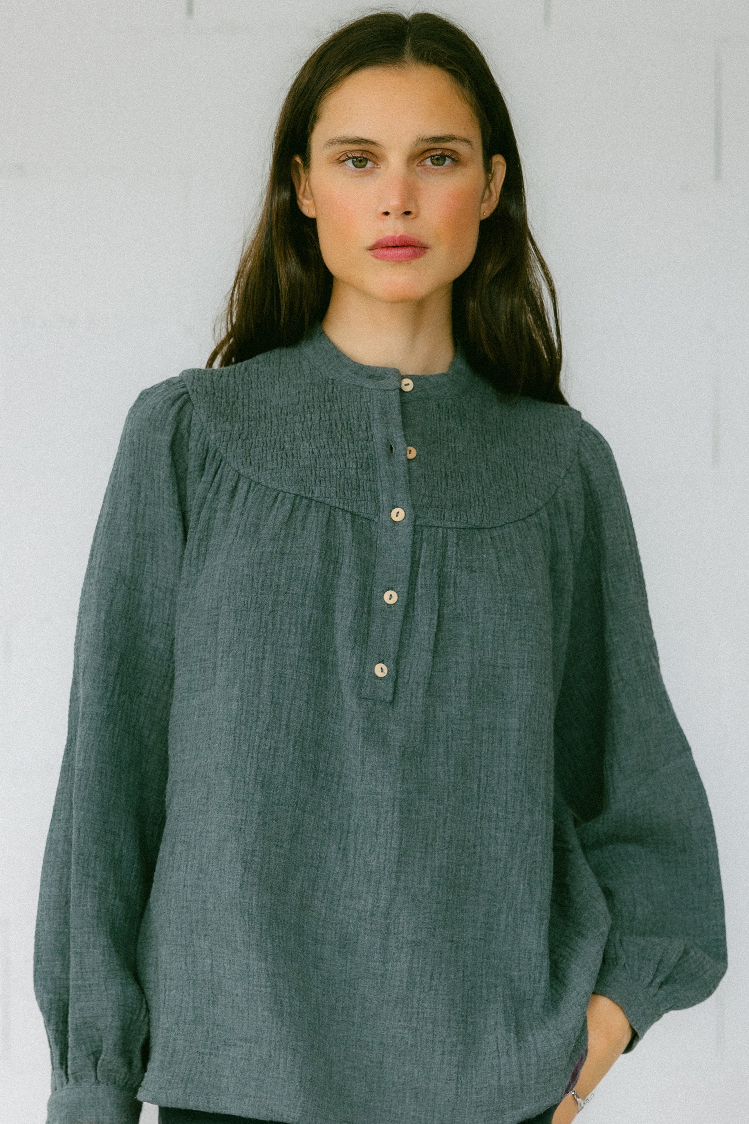 Blusa CENIA algodón organico GRIS